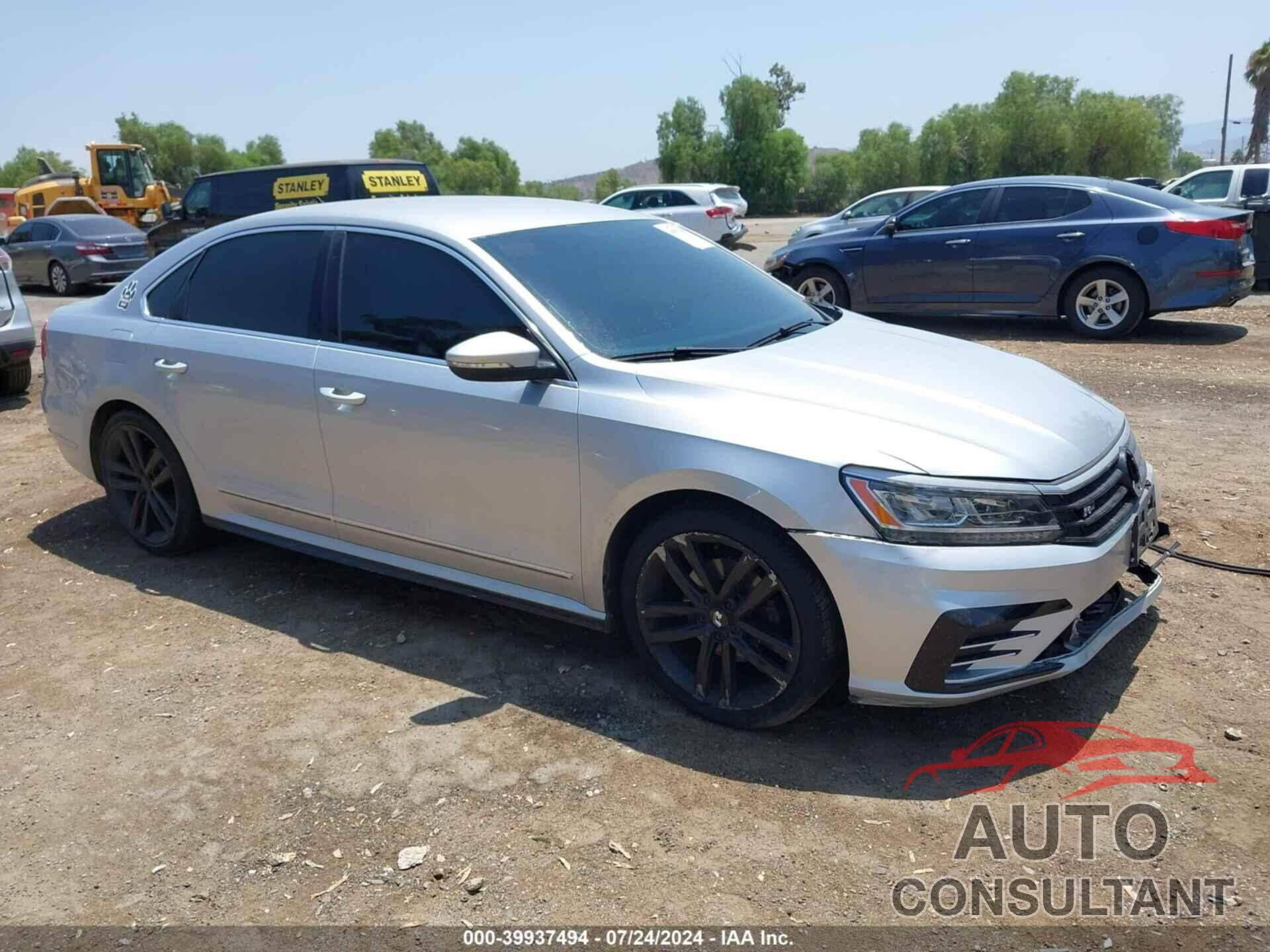 VOLKSWAGEN PASSAT 2016 - 1VWAT7A36GC067690