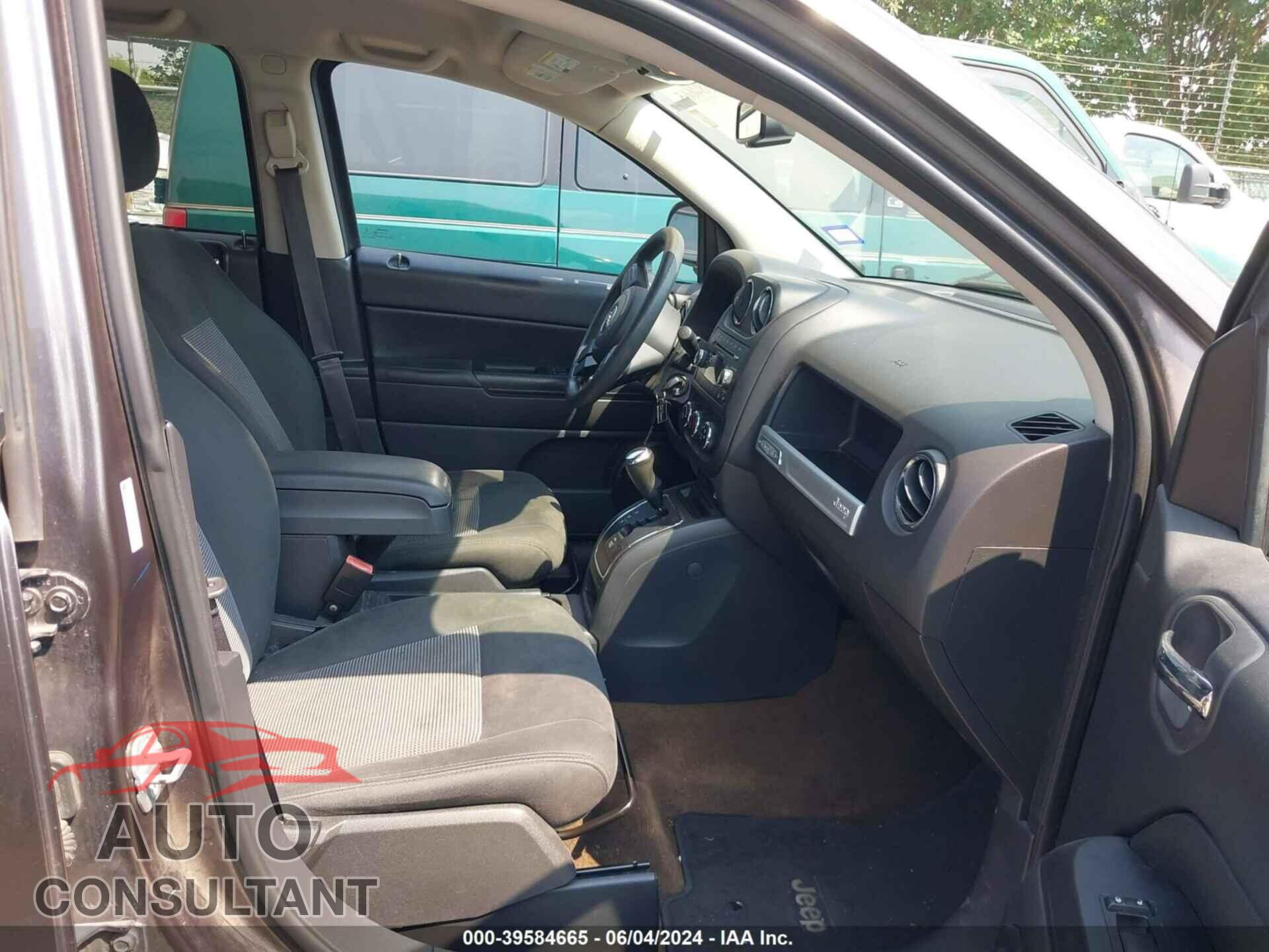JEEP COMPASS 2016 - 1C4NJCBA4GD621657