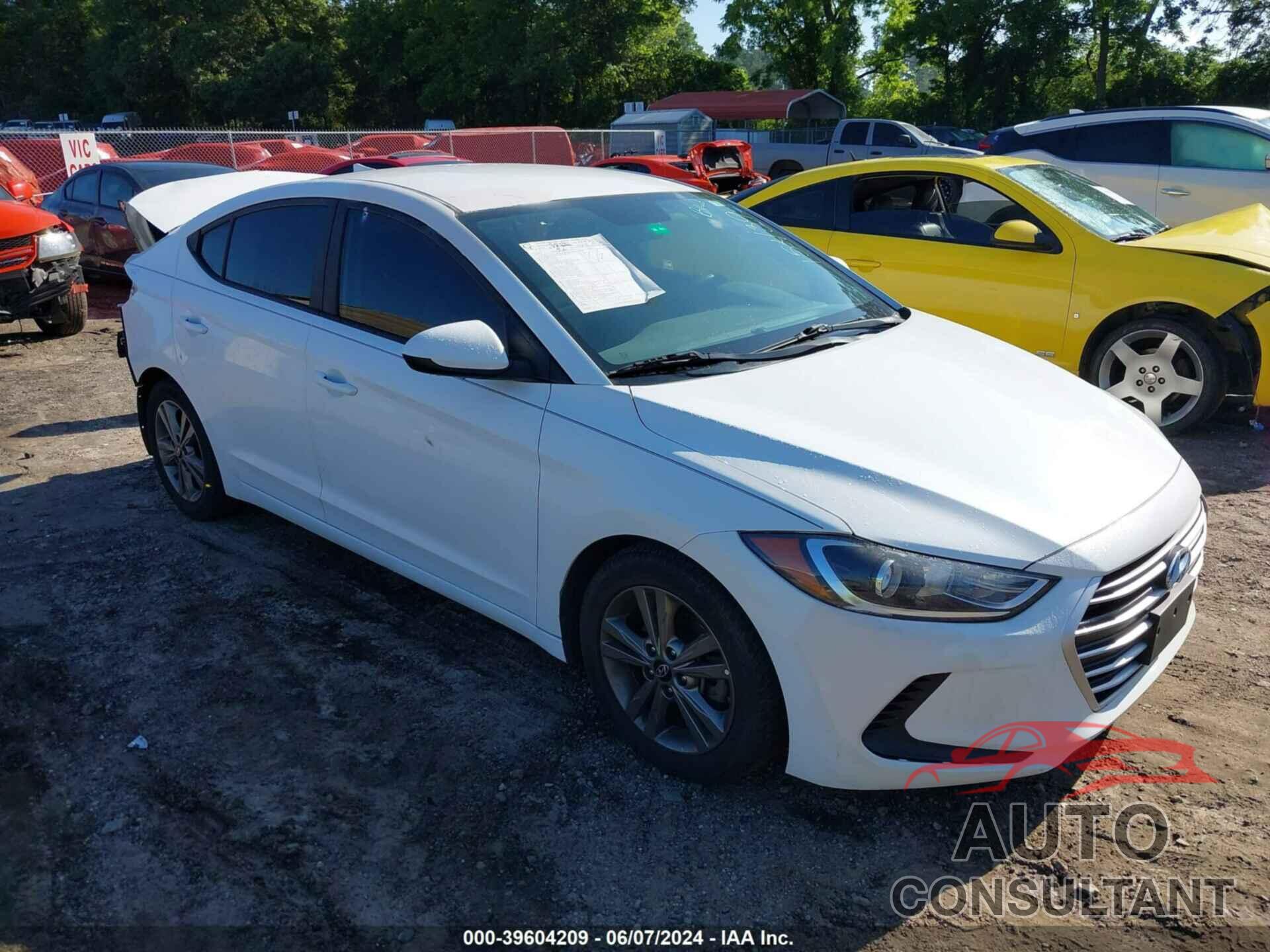 HYUNDAI ELANTRA 2018 - 5NPD84LF2JH369352