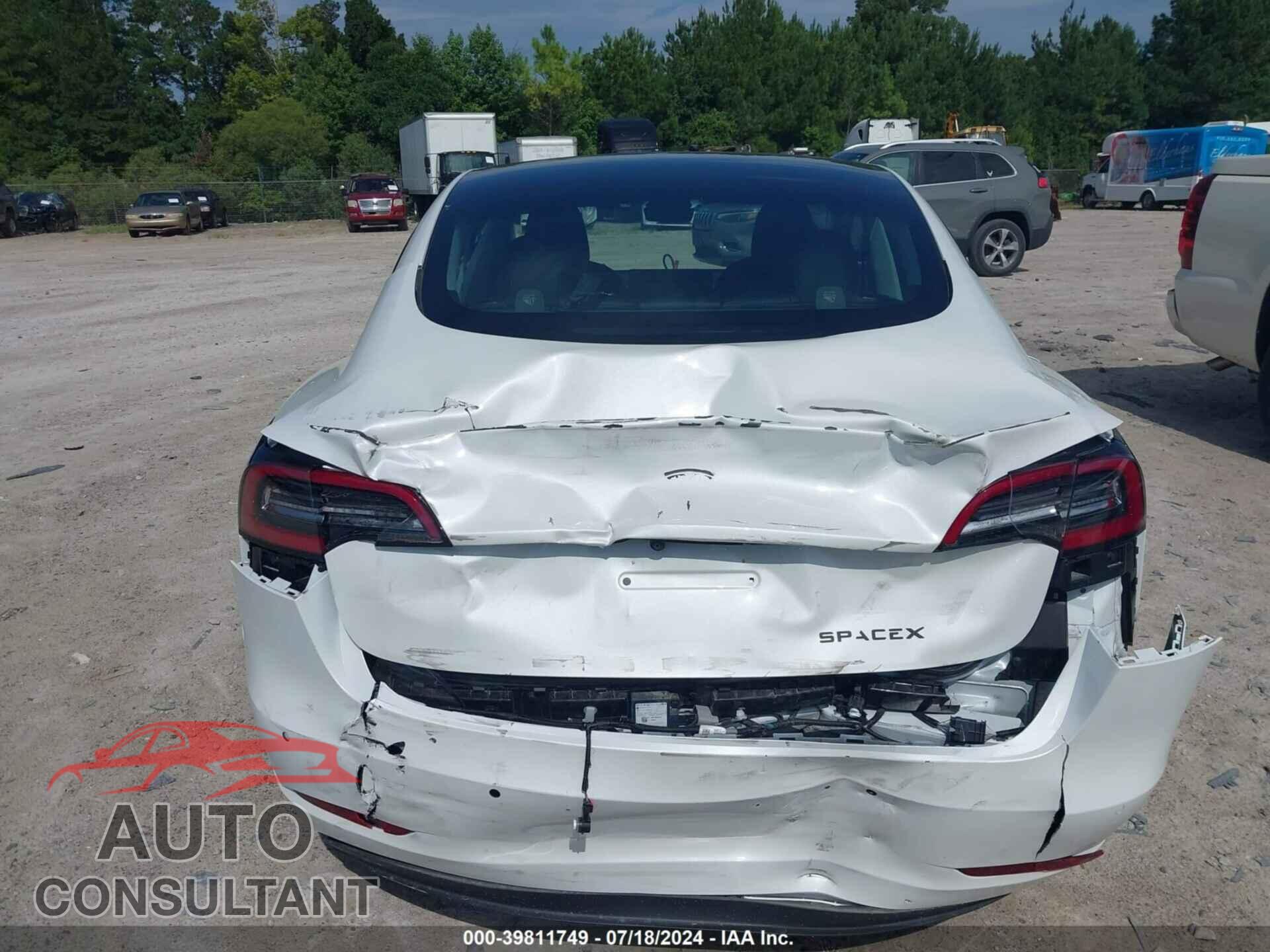 TESLA MODEL 3 2022 - 5YJ3E1EA2NF320192