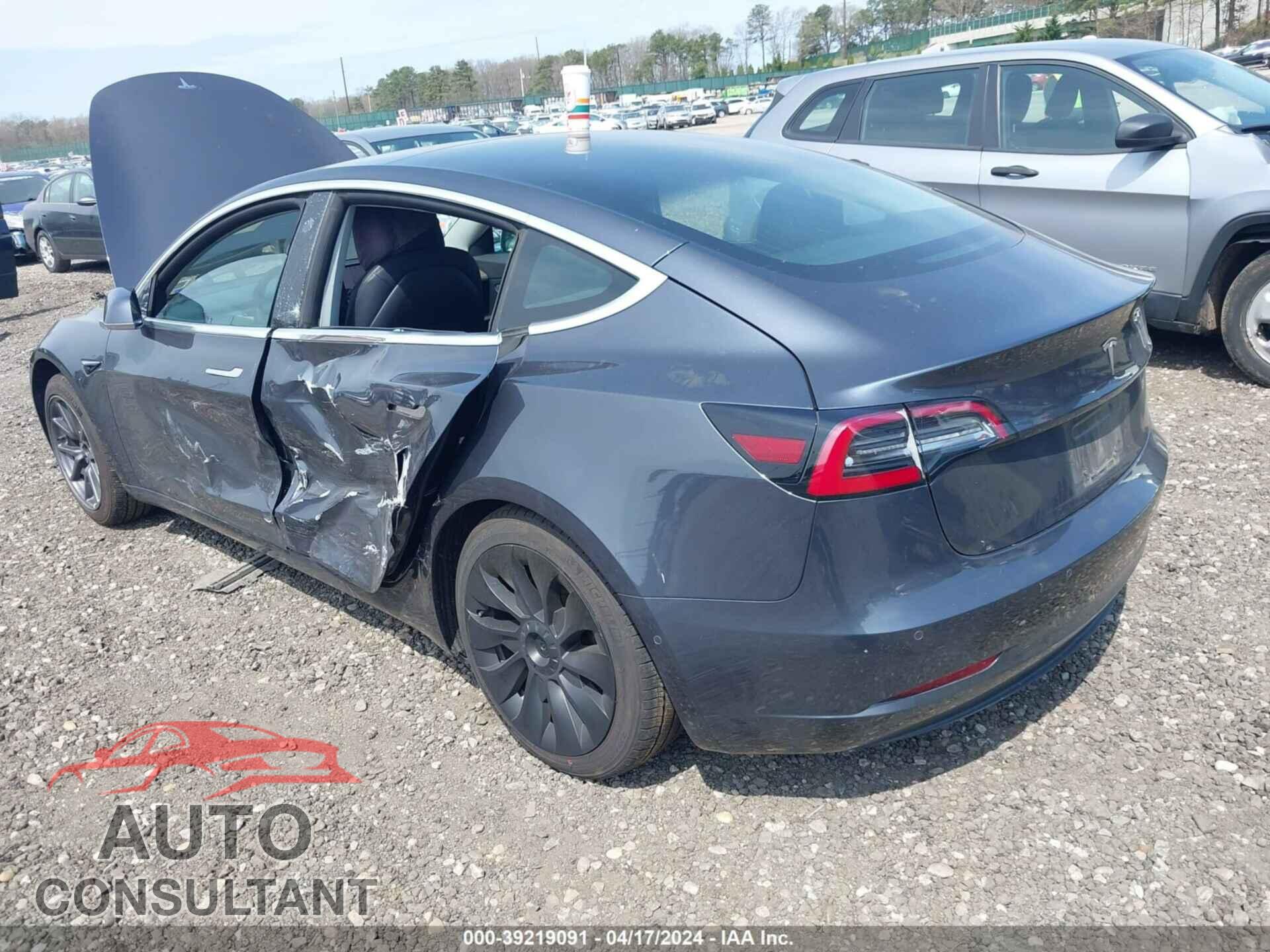 TESLA MODEL 3 2018 - 5YJ3E1EAXJF153297