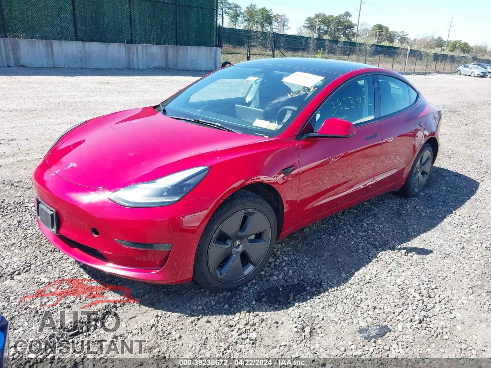 TESLA MODEL 3 2022 - 5YJ3E1EAXNF371004