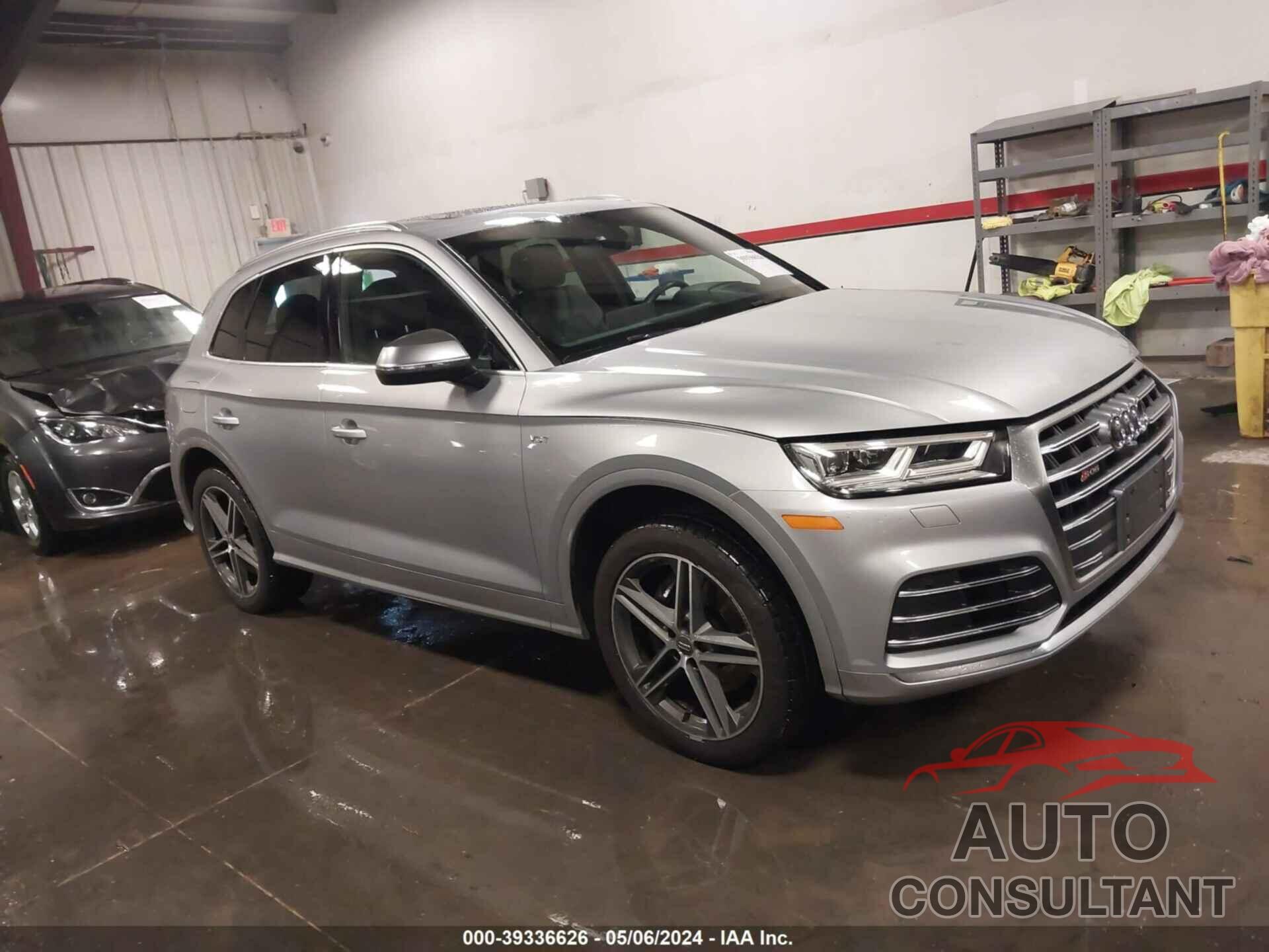 AUDI SQ5 2018 - WA1C4BFY4J2079313