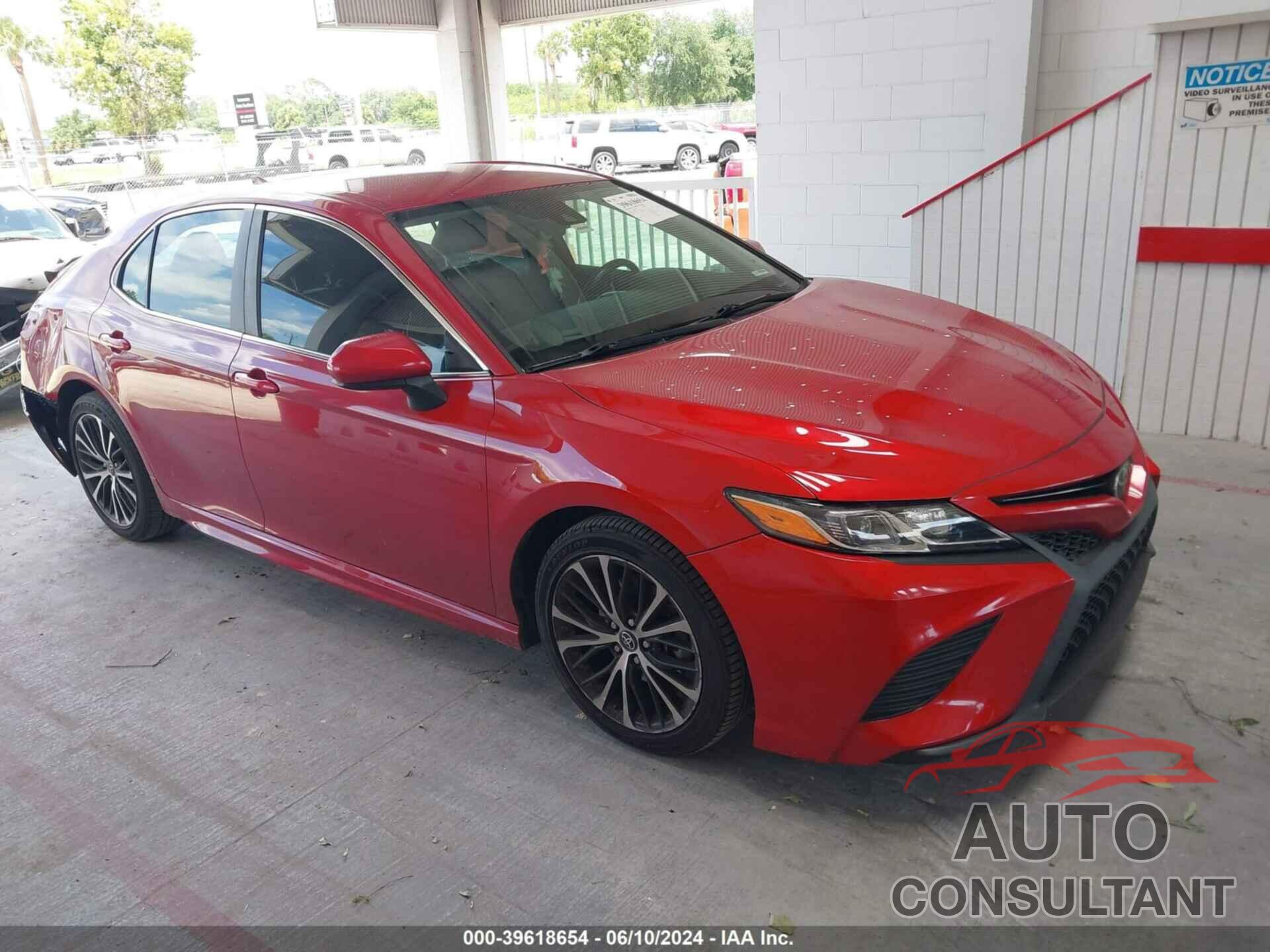 TOYOTA CAMRY 2019 - 4T1B11HK8KU175332