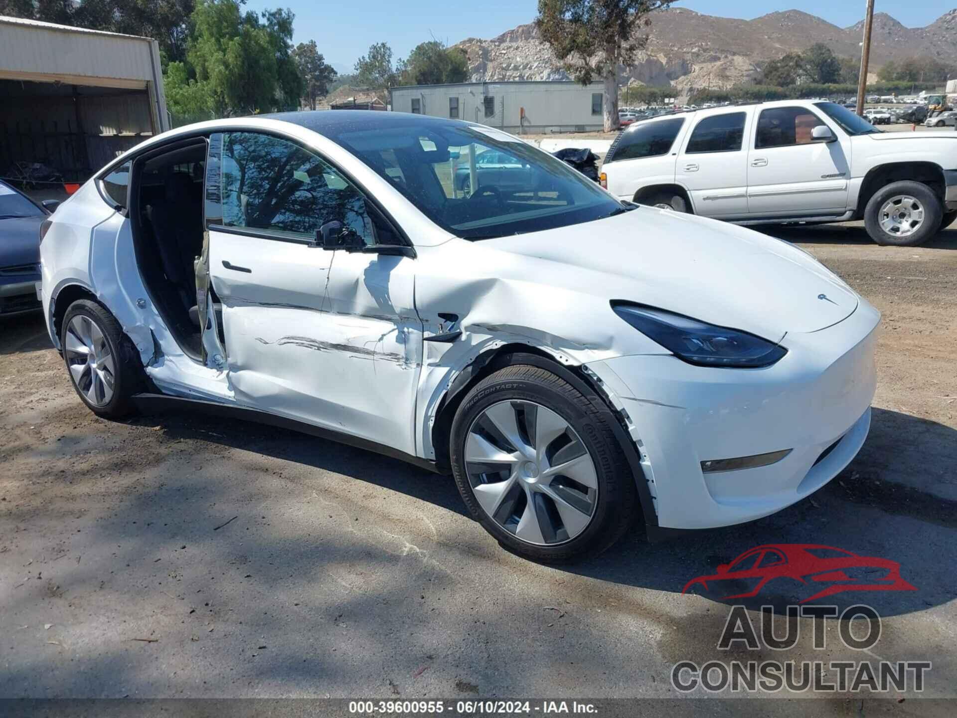 TESLA MODEL Y 2023 - 7SAYGDEE7PF959016