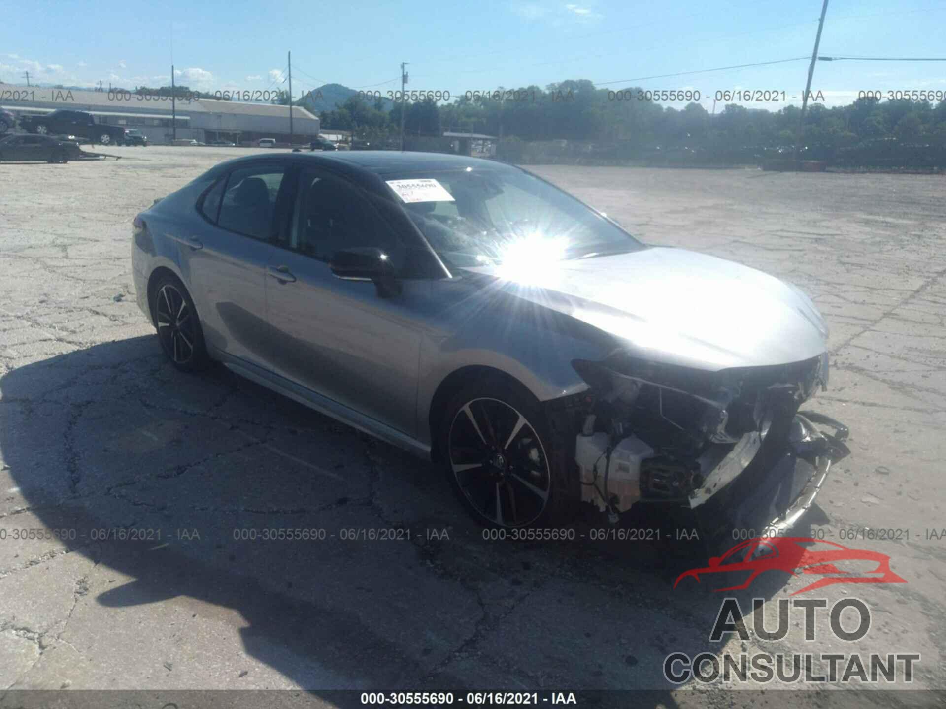 TOYOTA CAMRY 2019 - 4T1B61HK2KU262077
