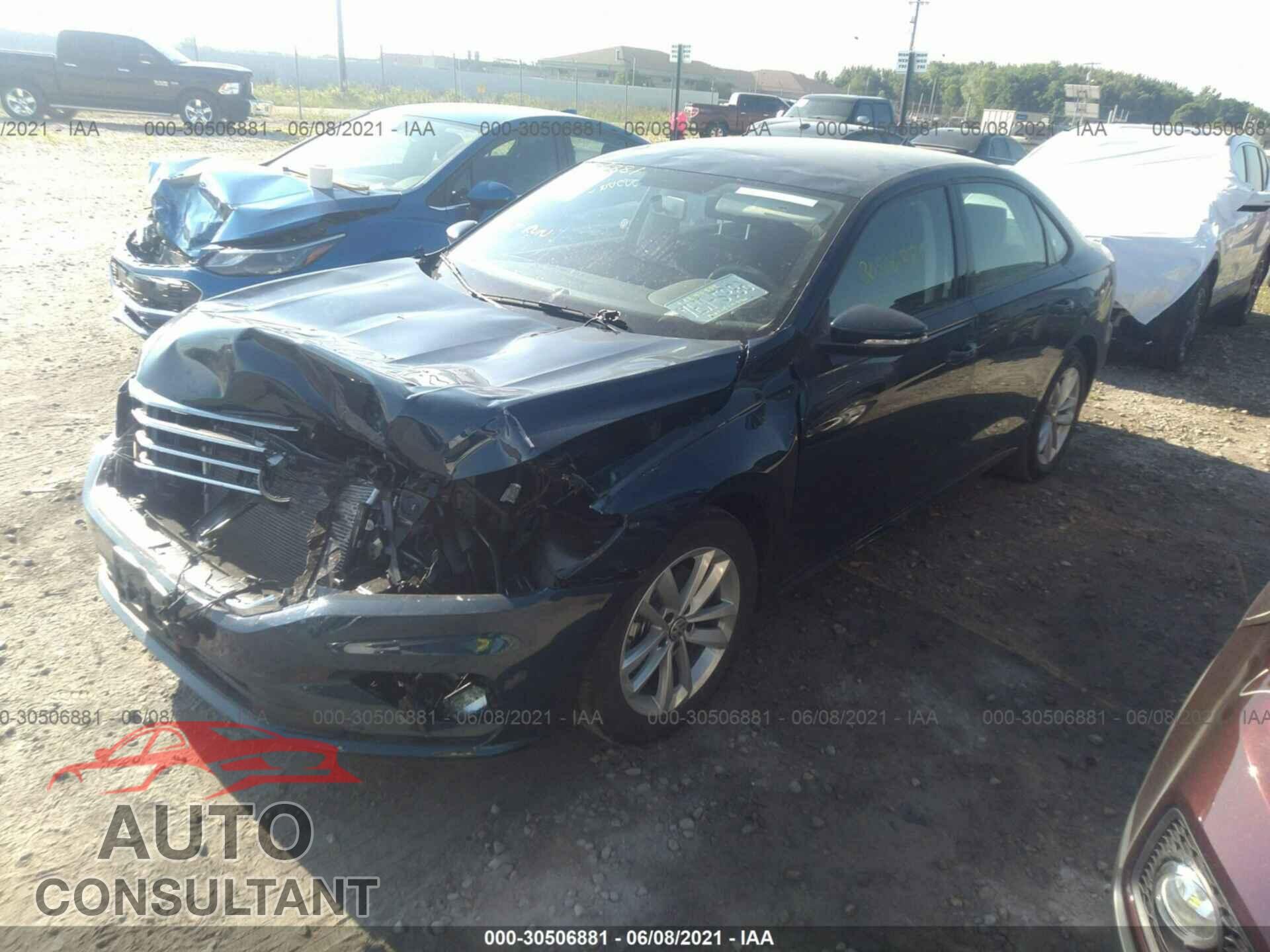 VOLKSWAGEN PASSAT 2021 - 1VWAA7A37MC012408