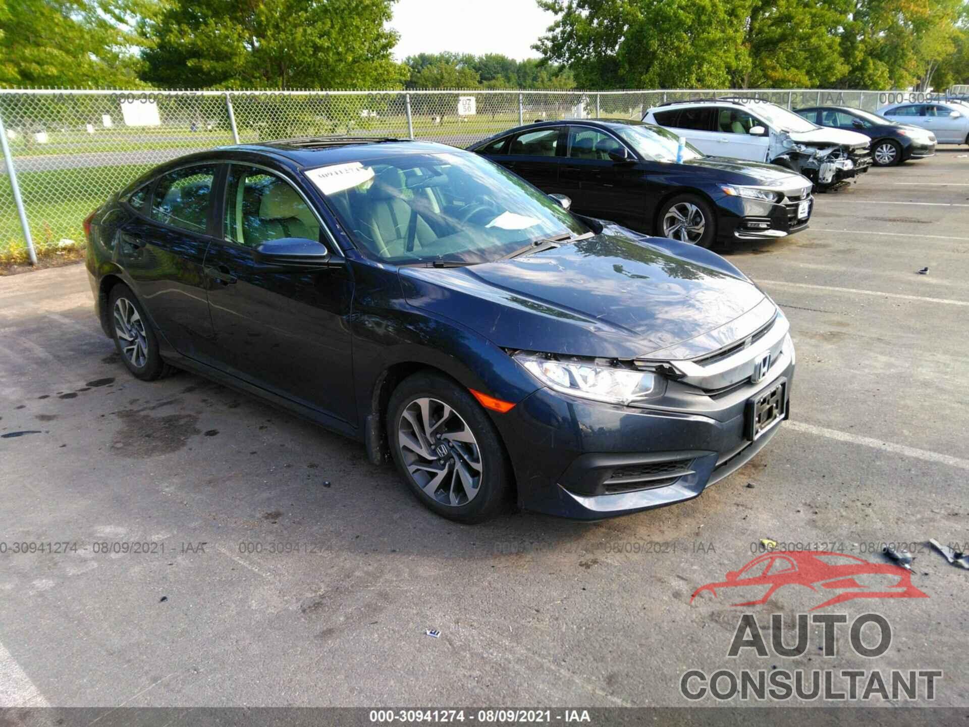 HONDA CIVIC SEDAN 2018 - 2HGFC2F73JH567948