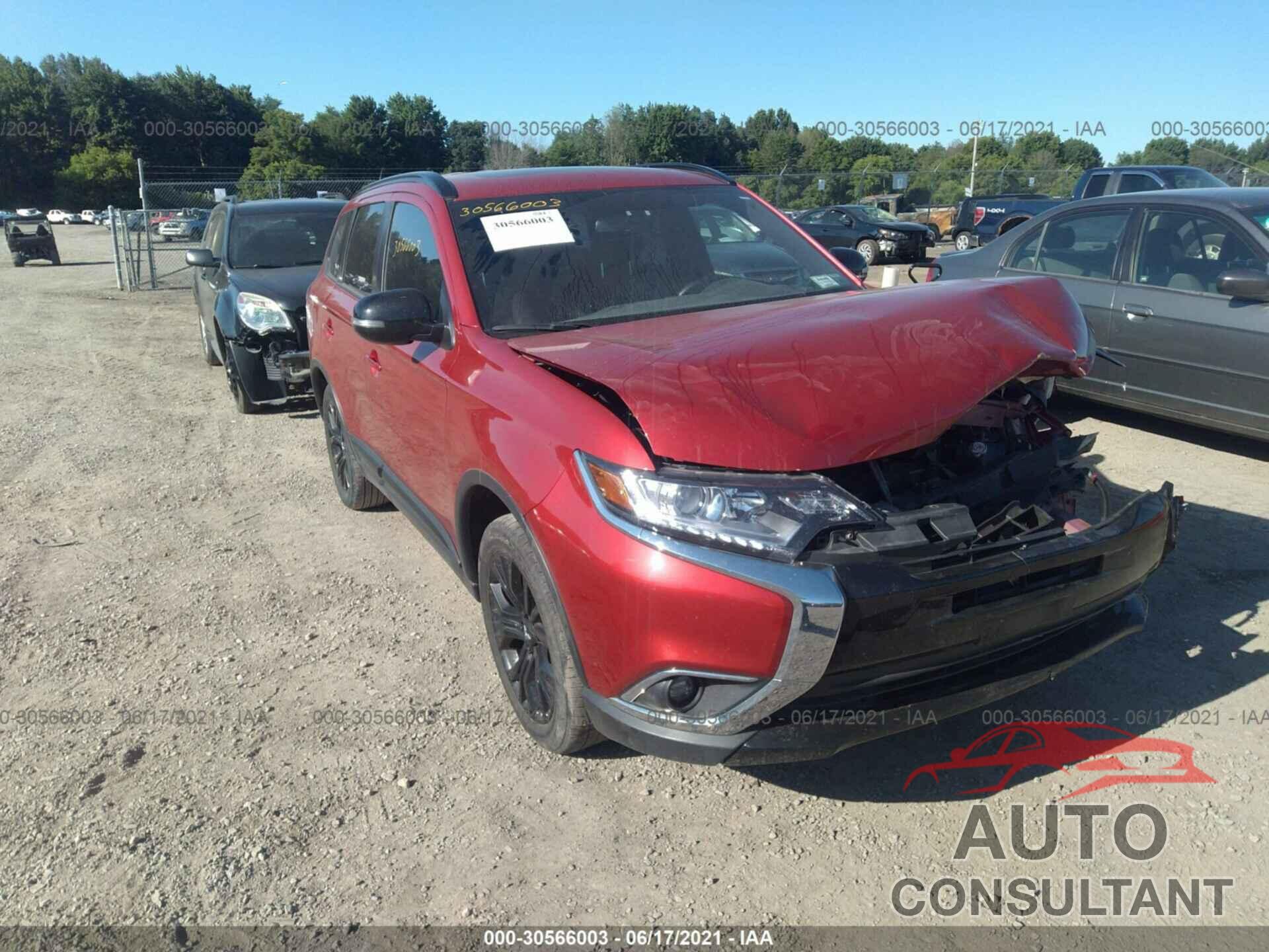 MITSUBISHI OUTLANDER 2018 - JA4AZ3A37JZ049448