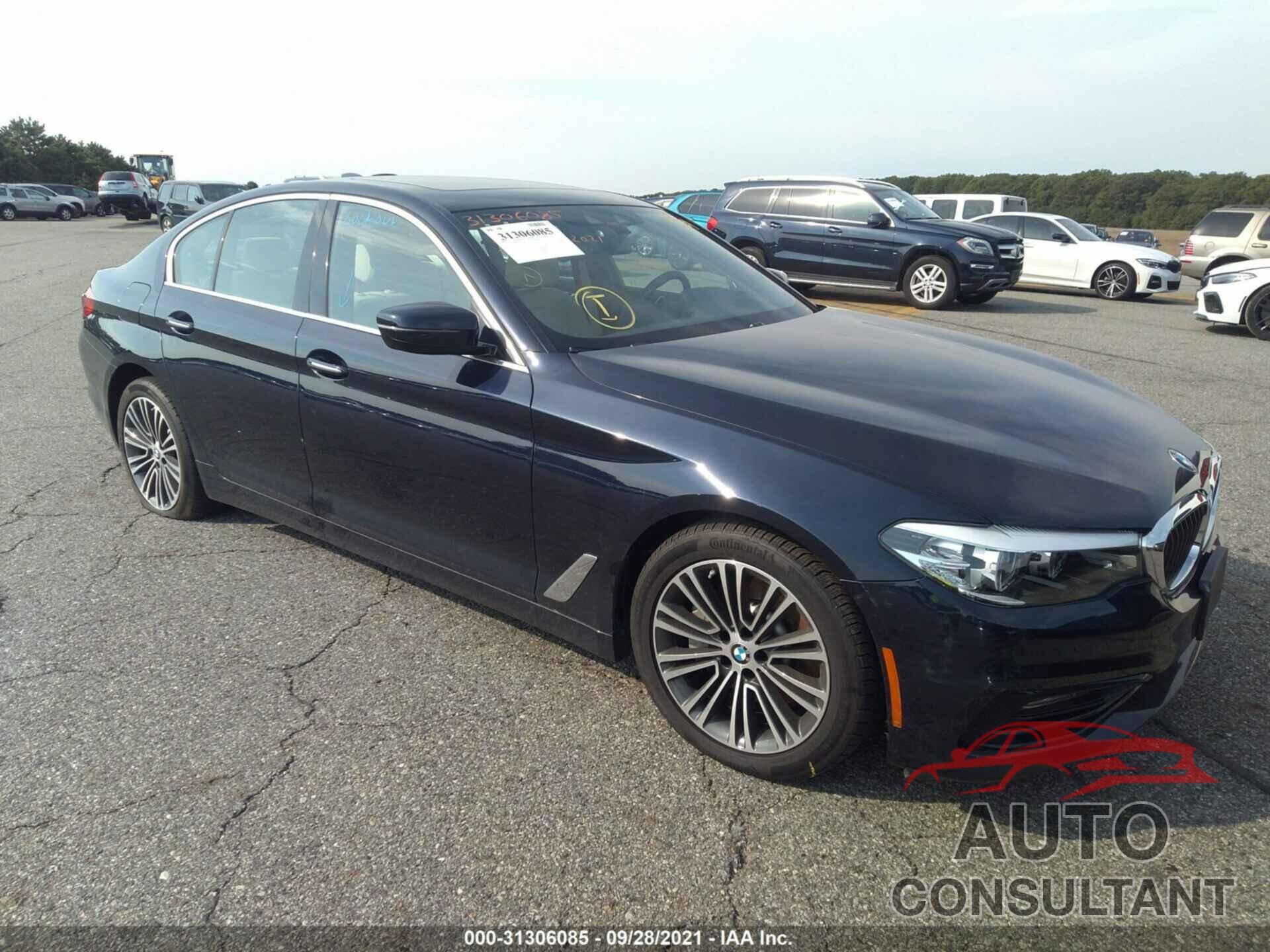 BMW 5 SERIES 2018 - WBAJE7C5XJWD49526