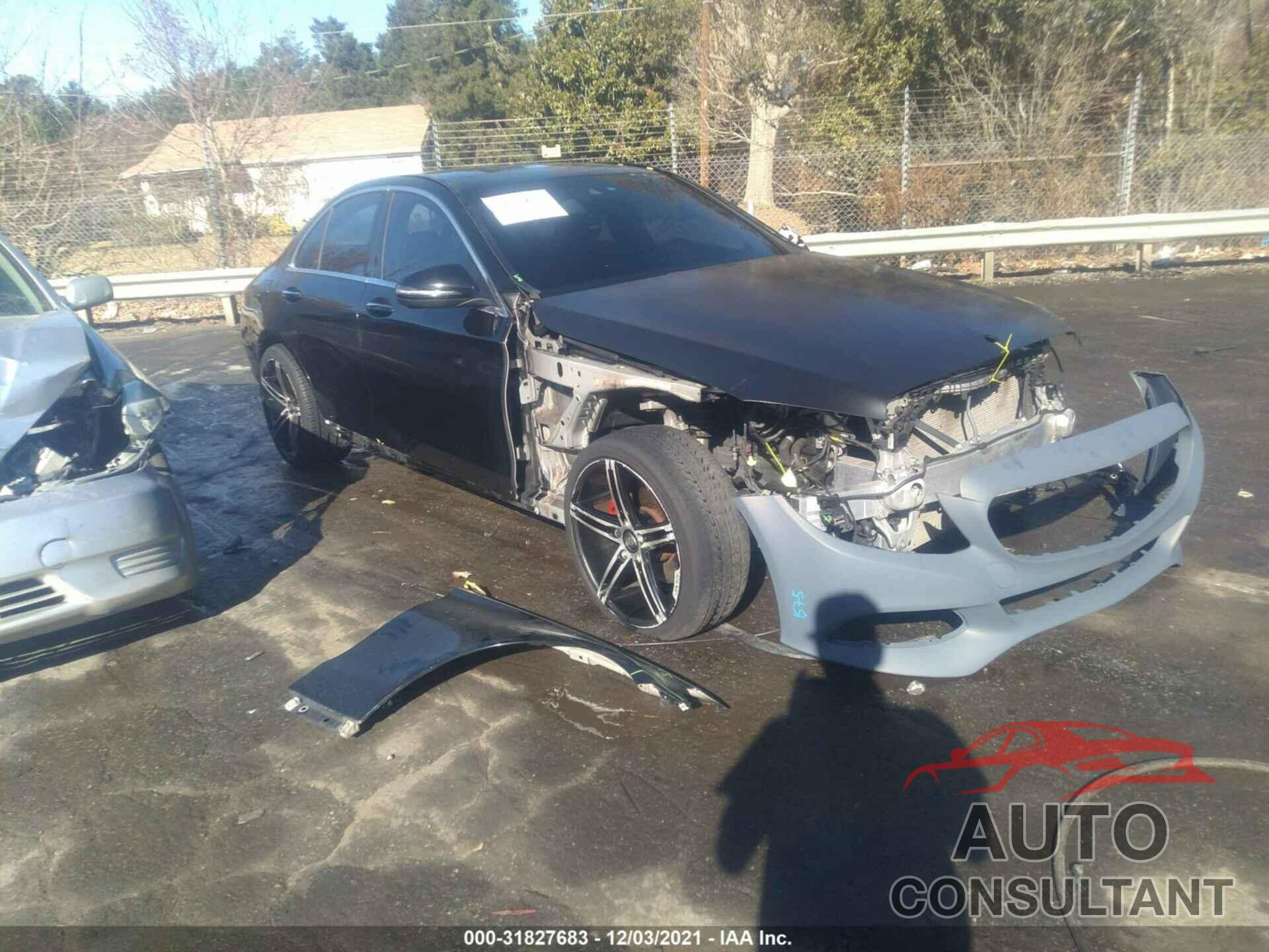 MERCEDES-BENZ C-CLASS 2016 - 55SWF4KB3GU120514