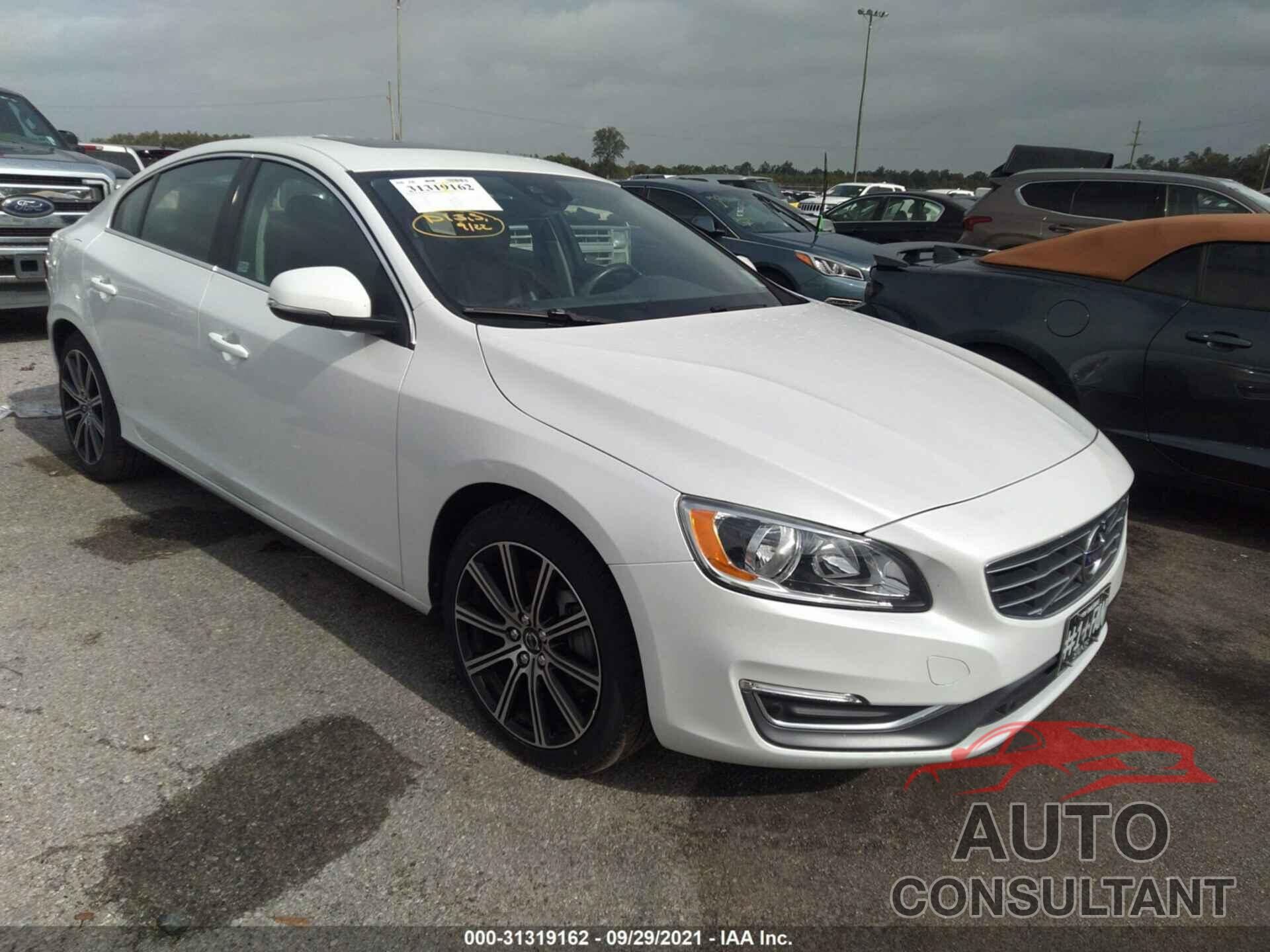 VOLVO S60 2018 - LYV402TK4JB172515