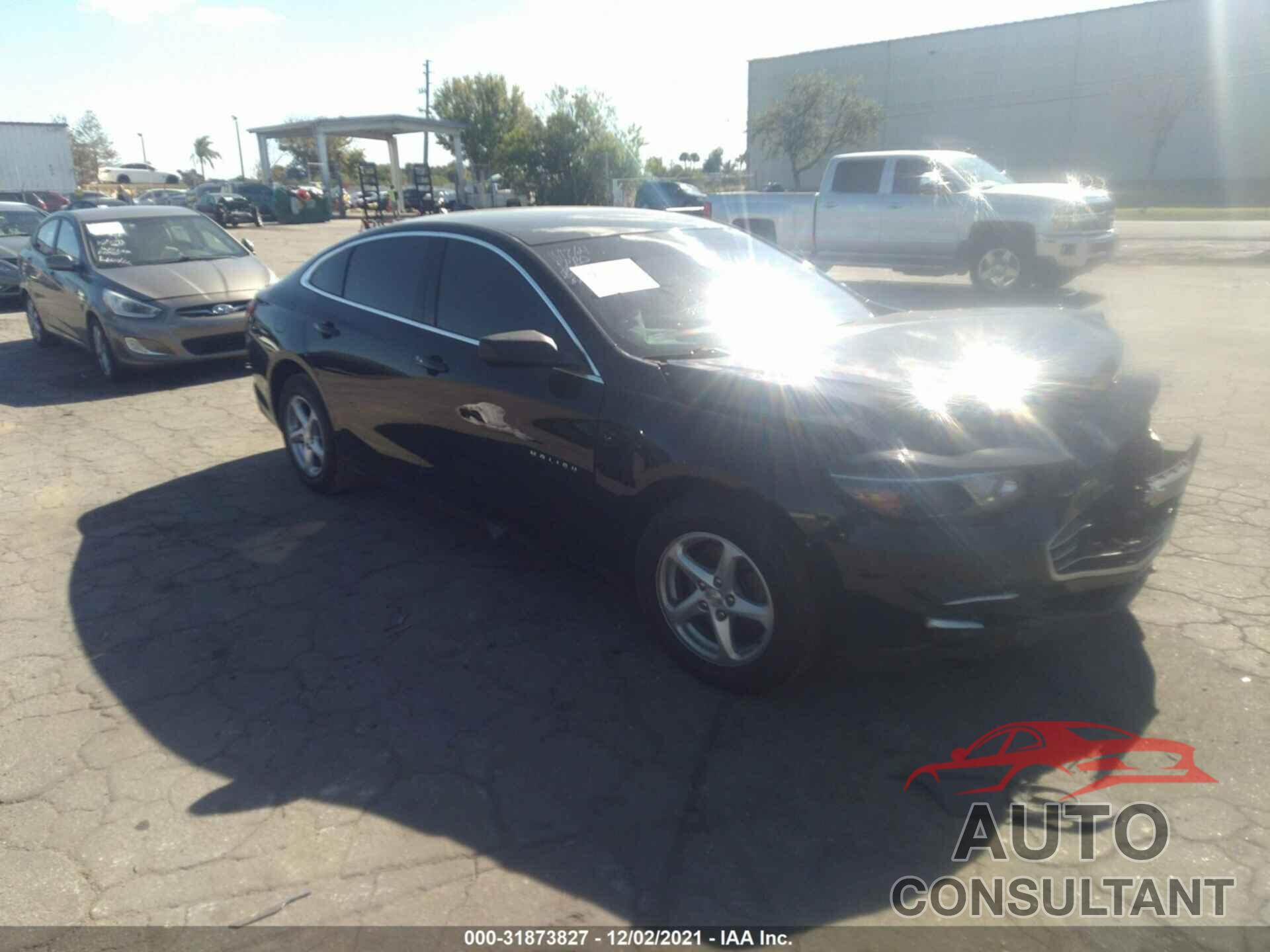 CHEVROLET MALIBU 2018 - 1G1ZB5ST8JF156204