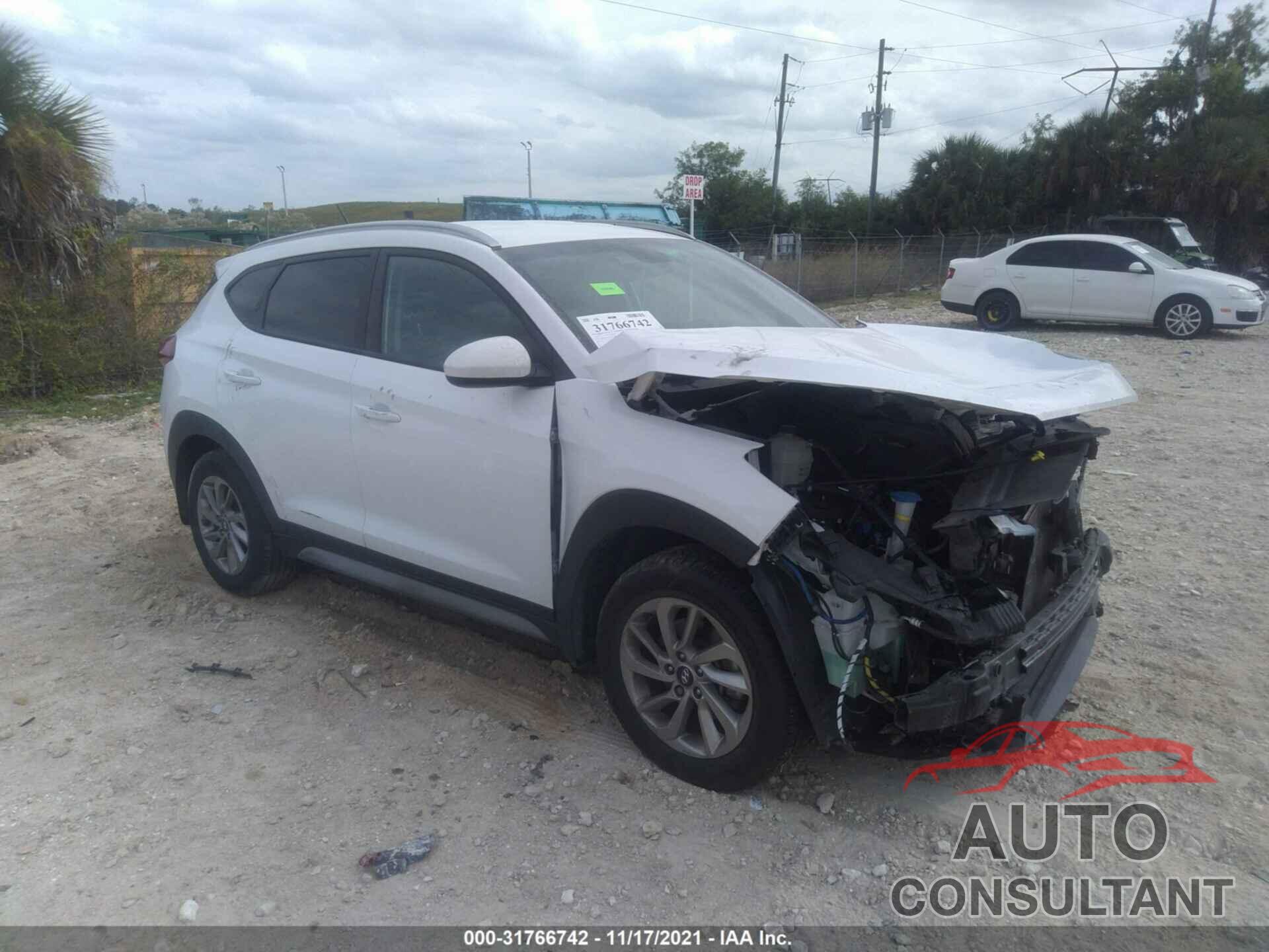HYUNDAI TUCSON 2017 - KM8J33A42HU400320