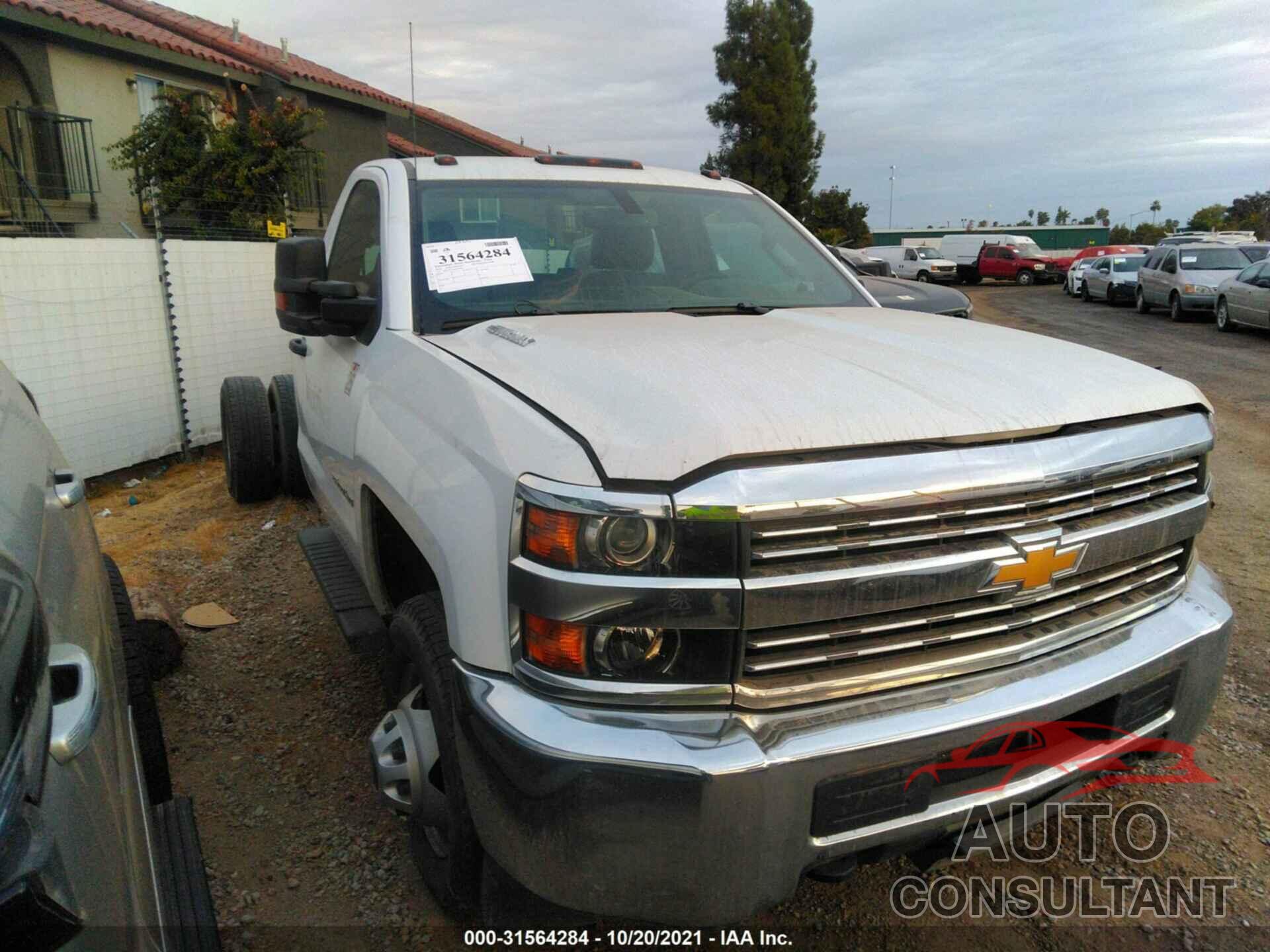 CHEVROLET SILVERADO 3500HD 2016 - 1GB3CYC82GF224550