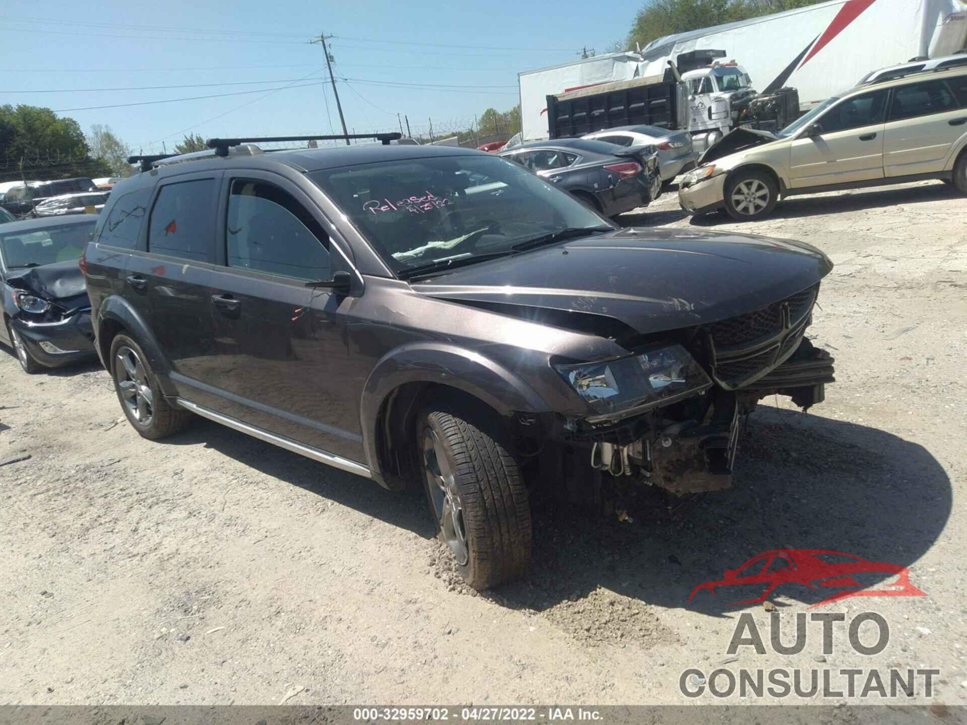 DODGE JOURNEY 2017 - 3C4PDCGB4HT648452