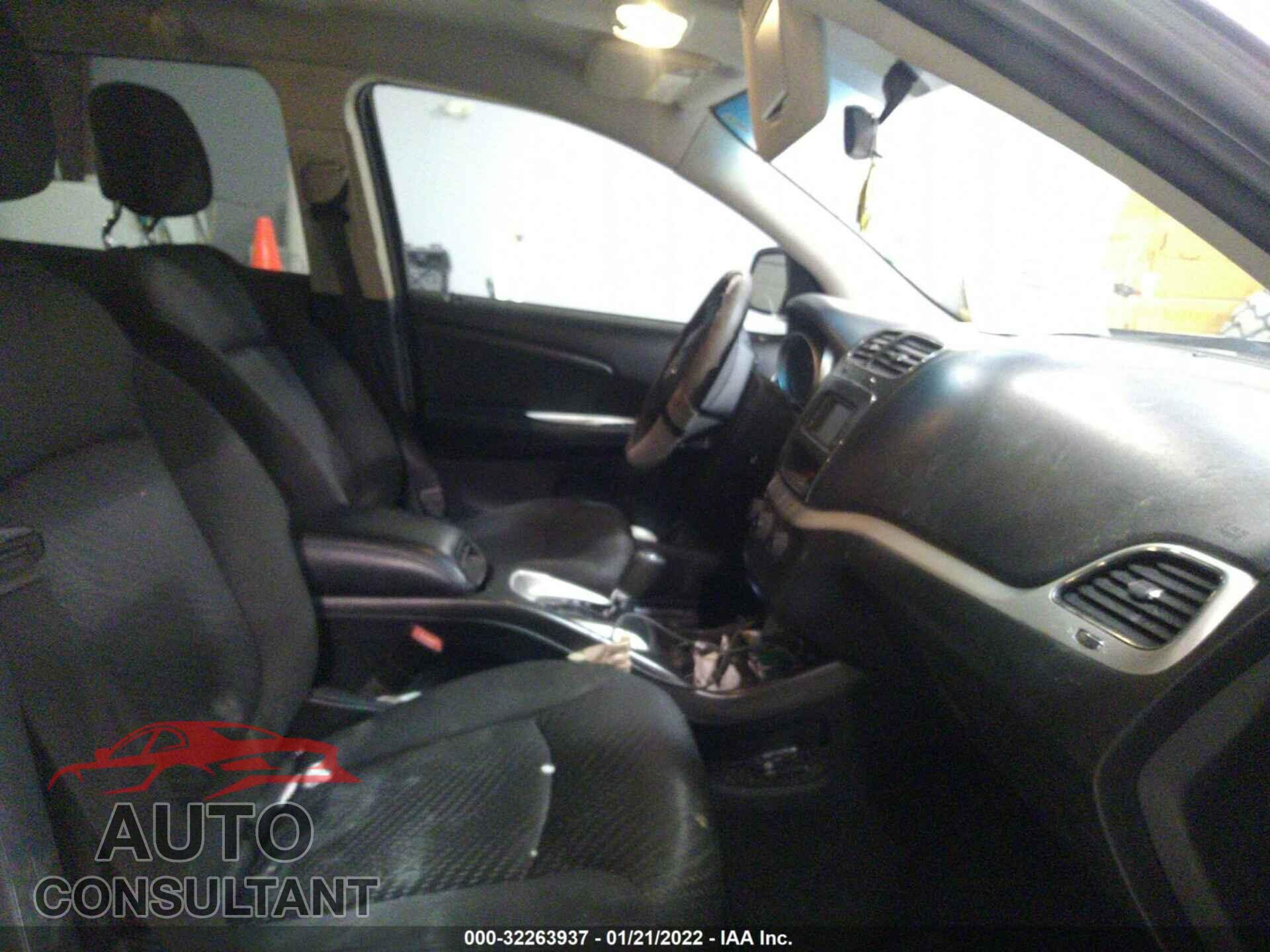 DODGE JOURNEY 2017 - 3C4PDCBG7HT511167