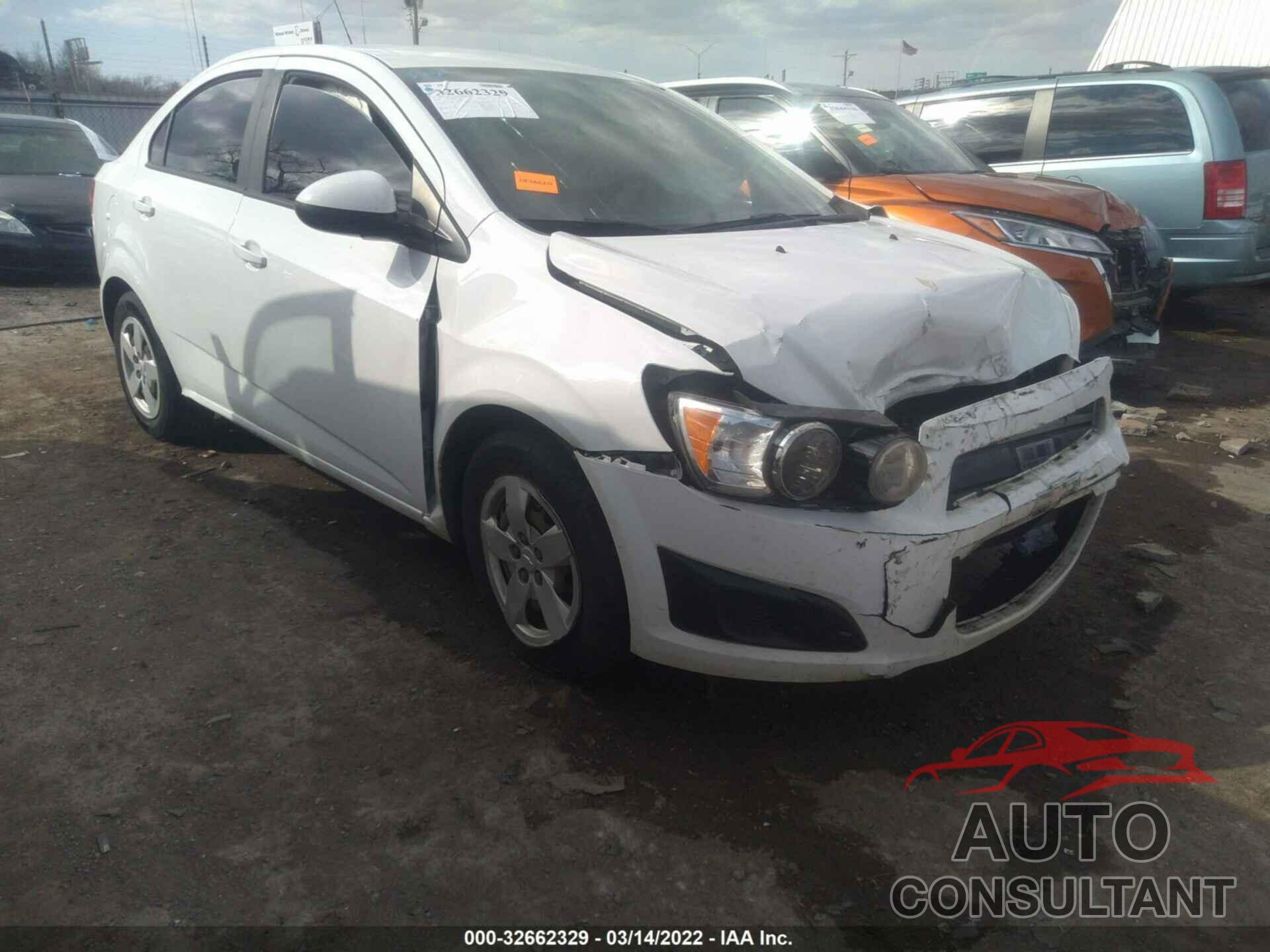 CHEVROLET SONIC 2016 - 1G1JA5SH2G4158482