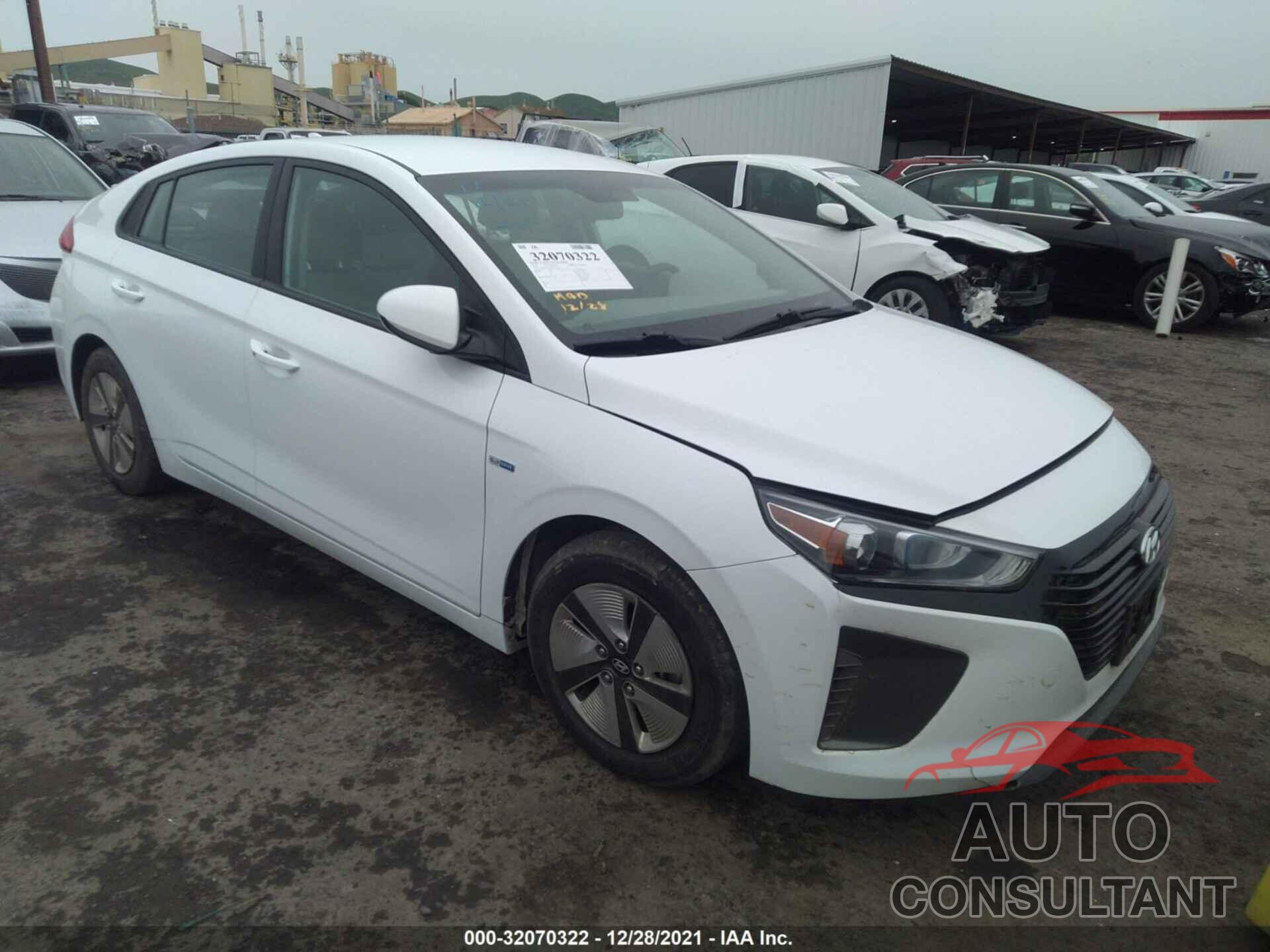 HYUNDAI IONIQ HYBRID 2019 - KMHC65LC8KU122336