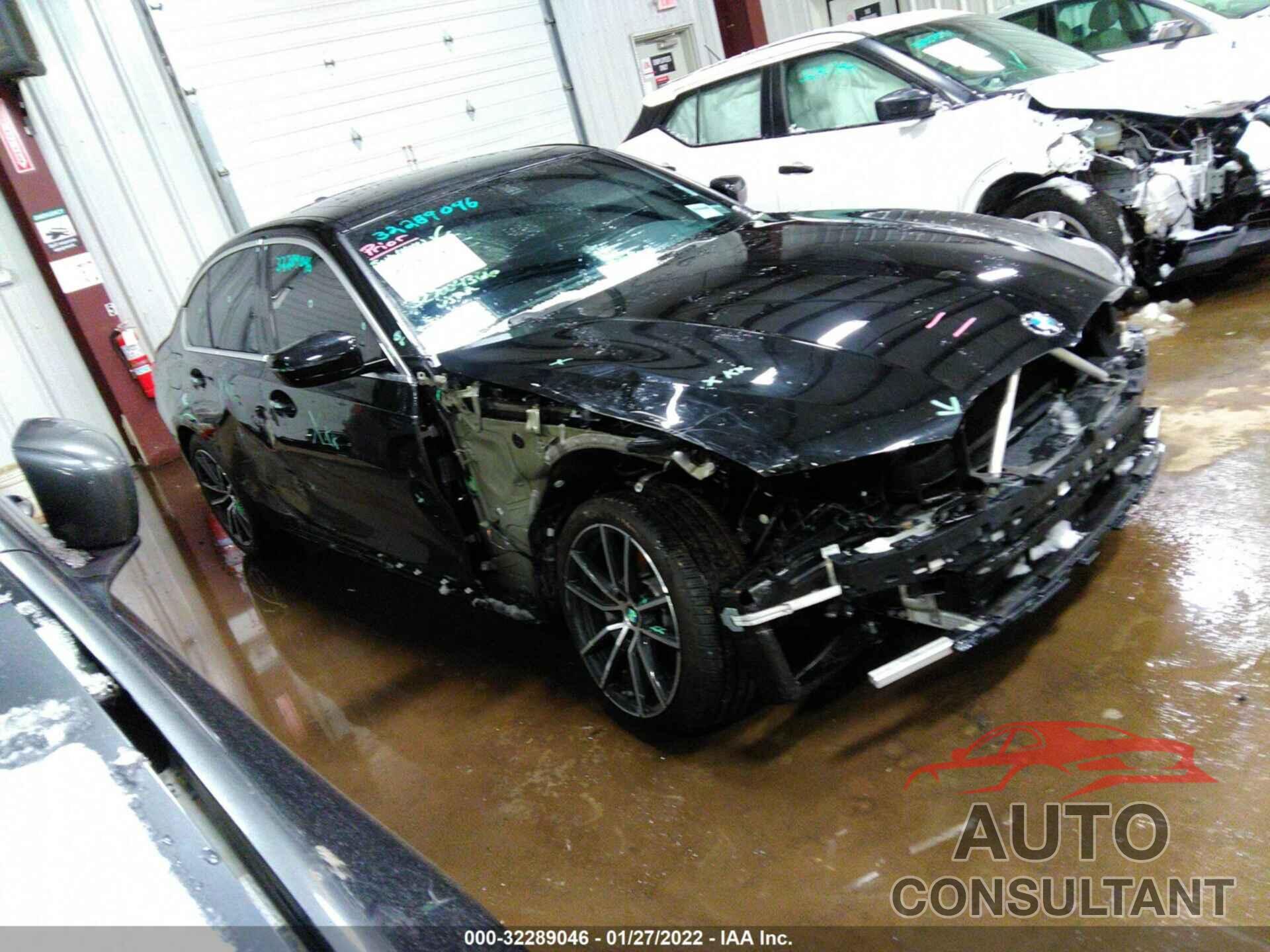 BMW 3 SERIES 2019 - WBA5R7C52KFH13560