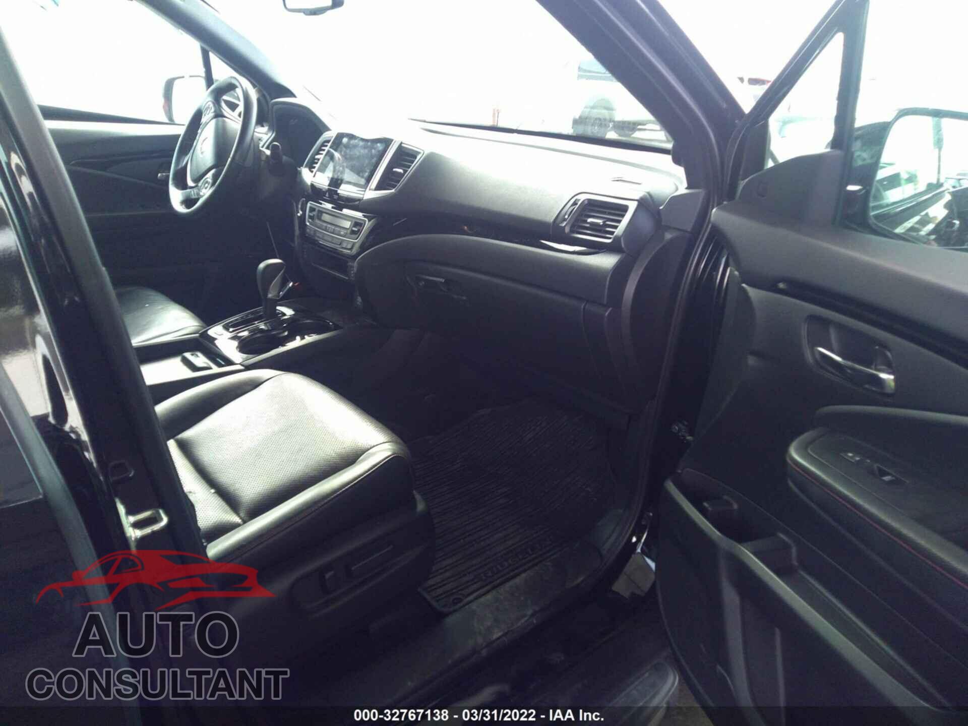 HONDA RIDGELINE 2017 - 5FPYK3F86HB008684