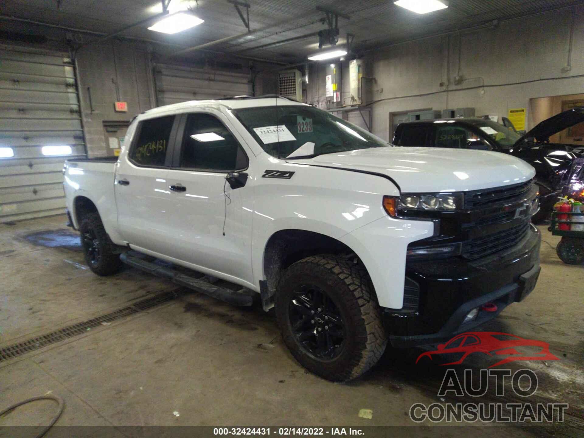 CHEVROLET SILVERADO 1500 2021 - 1GCPYFED7MZ287649