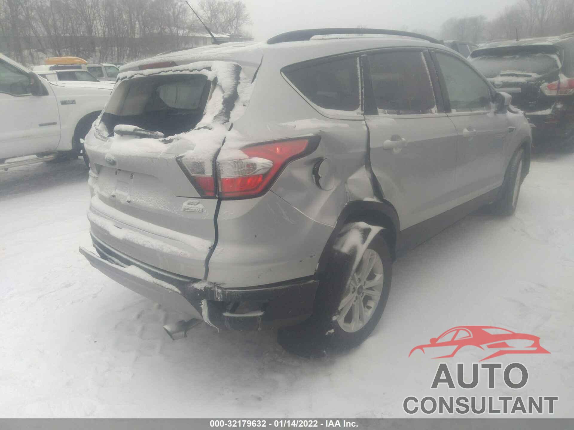 FORD ESCAPE 2018 - 1FMCU0GD8JUD60861