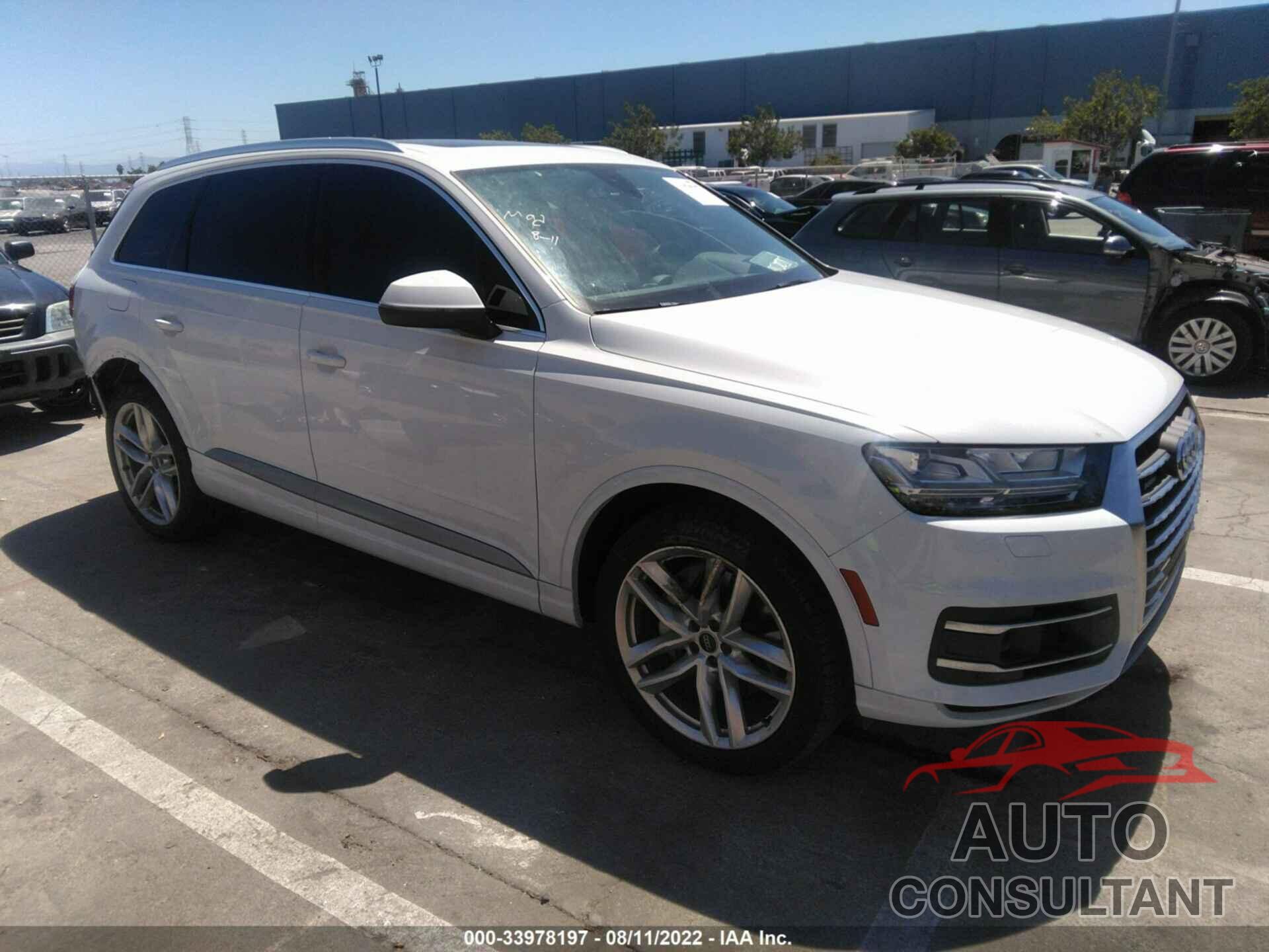 AUDI Q7 2017 - WA1VAAF74HD023373