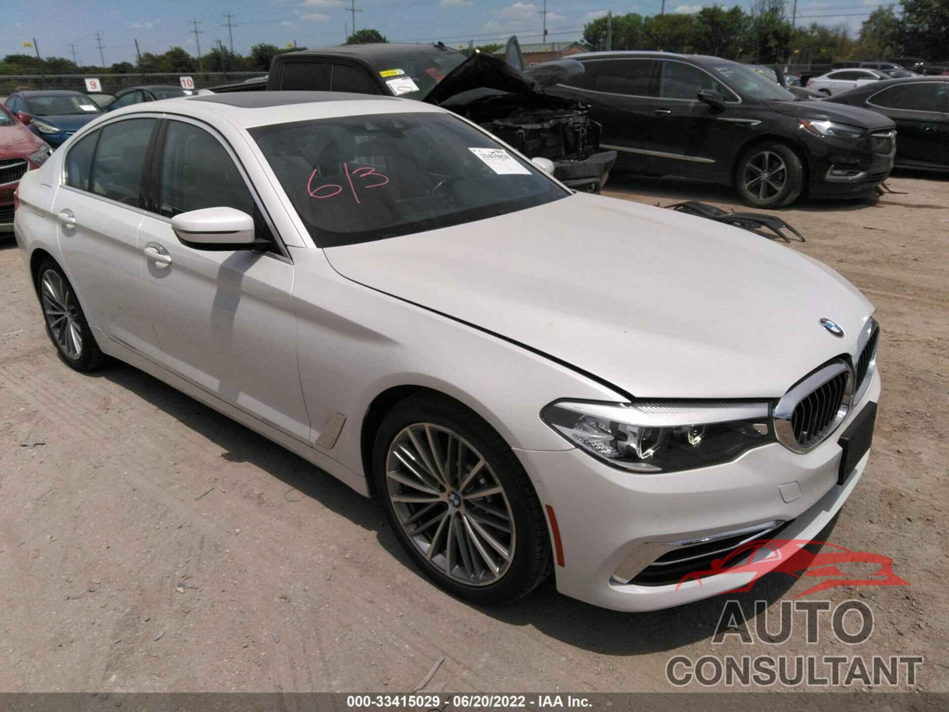 BMW 5 SERIES 2019 - WBAJA5C59KBX87783