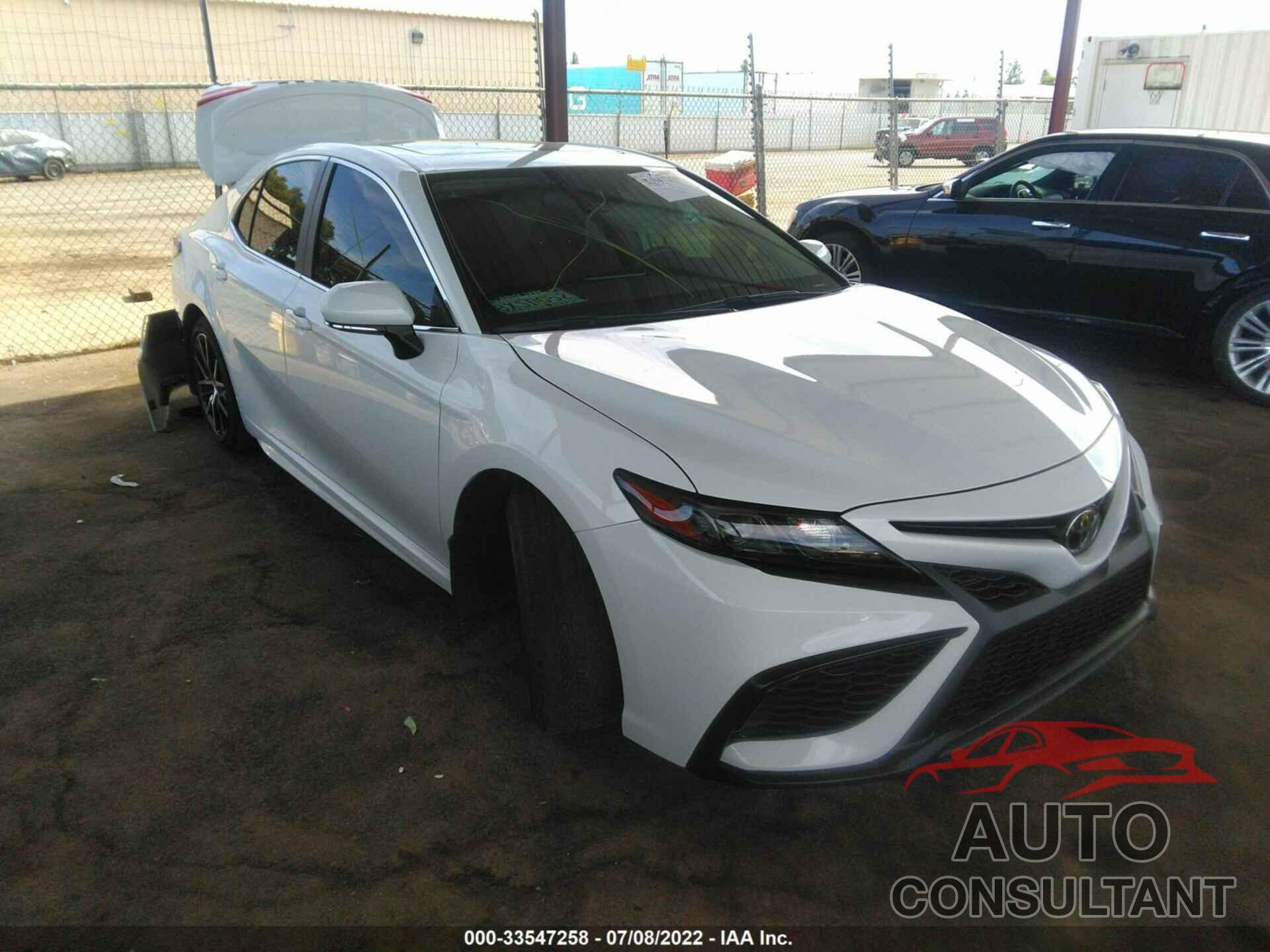 TOYOTA CAMRY 2021 - 4T1T11AK2MU495540