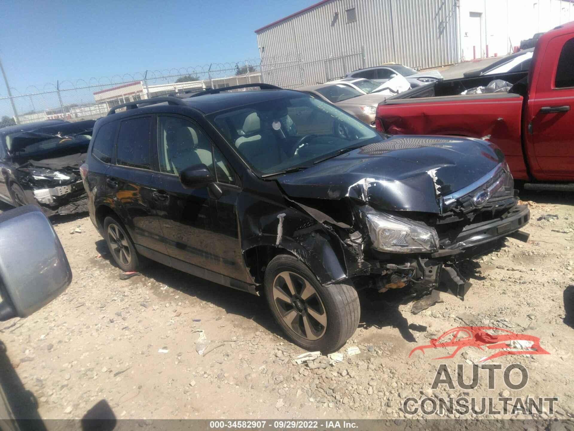 SUBARU FORESTER 2017 - JF2SJAEC3HH484470