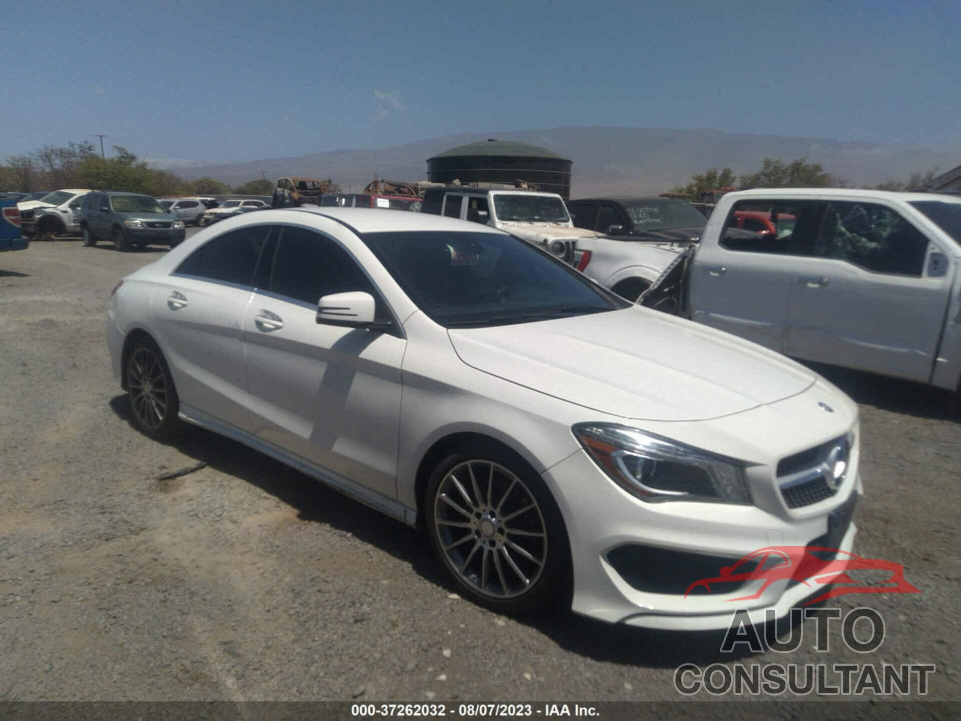 MERCEDES-BENZ CLA 250 2016 - WDDSJ4EB0GN351727