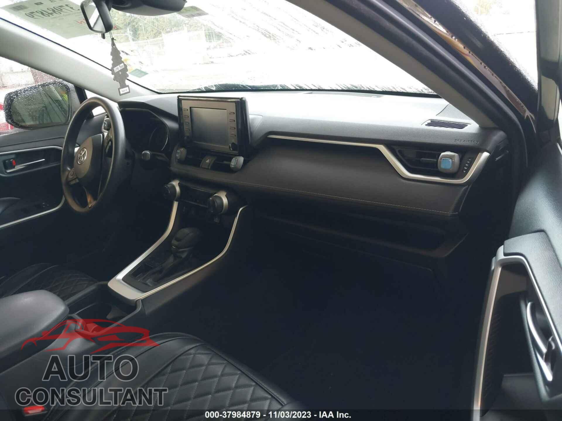 TOYOTA RAV4 2019 - JTMP1RFVXKD029603