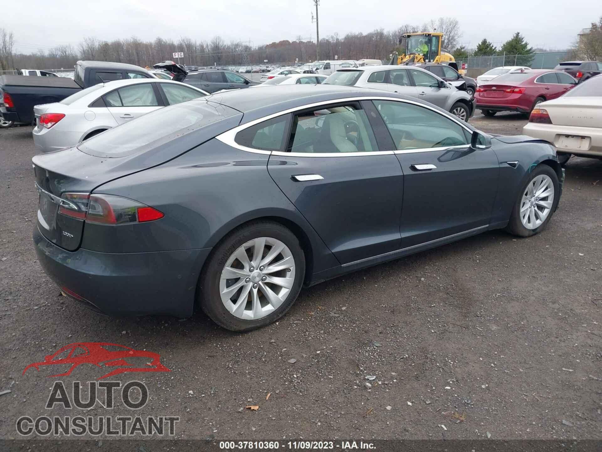 TESLA MODEL S 2018 - 5YJSA1E26JF278524