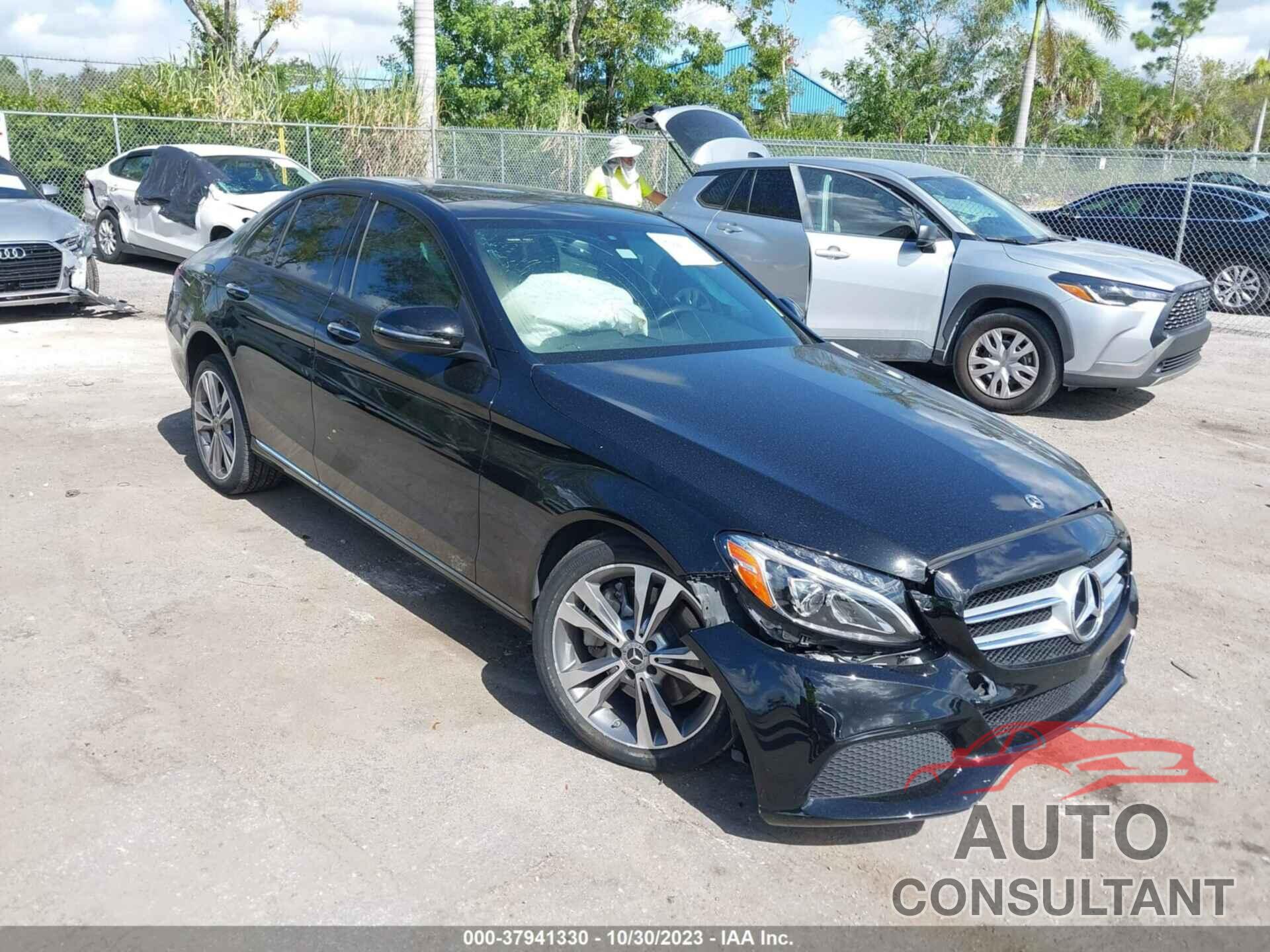 MERCEDES-BENZ C 300 2018 - WDDWF4KB4JR415940