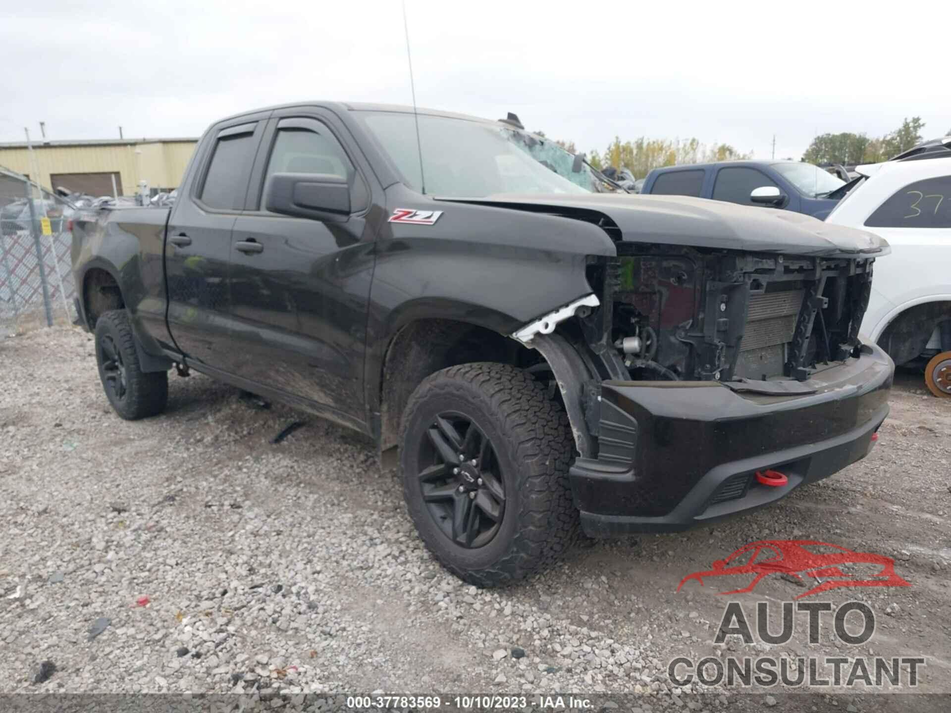 CHEVROLET SILVERADO 1500 2019 - 1GCRYCEF9KZ310421