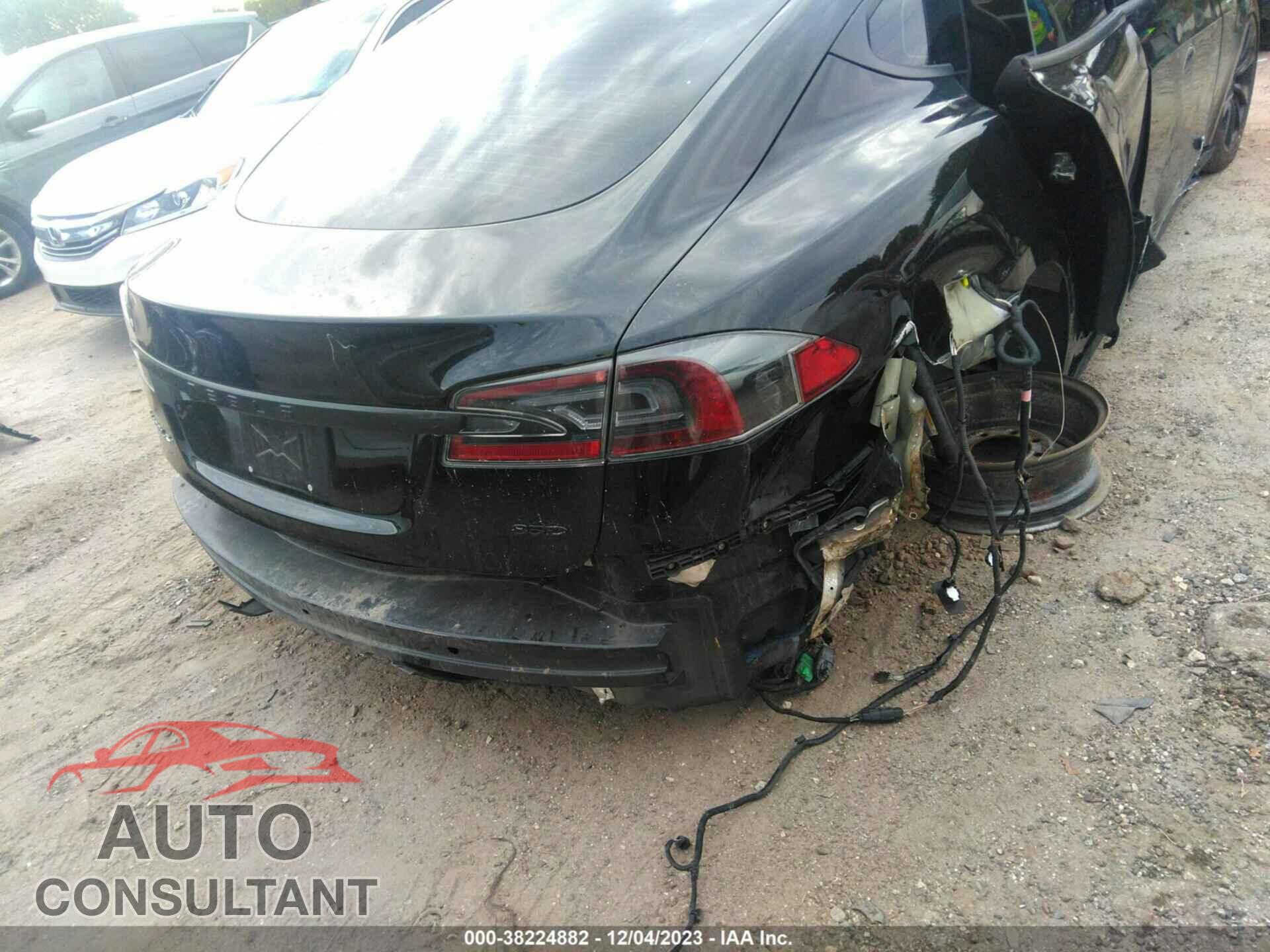 TESLA MODEL S 2016 - 5YJSA1E22GF126667