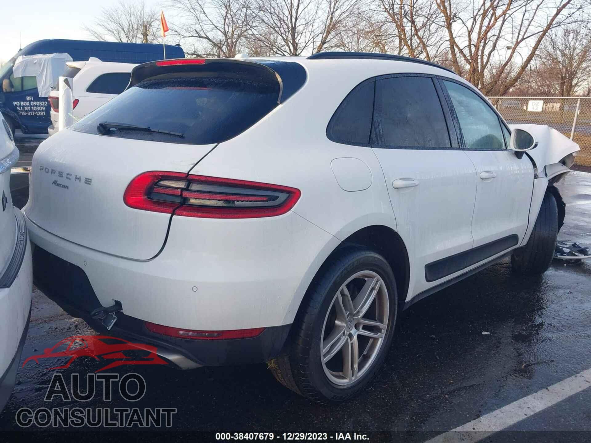 PORSCHE MACAN 2017 - WP1AA2A51HLB05937