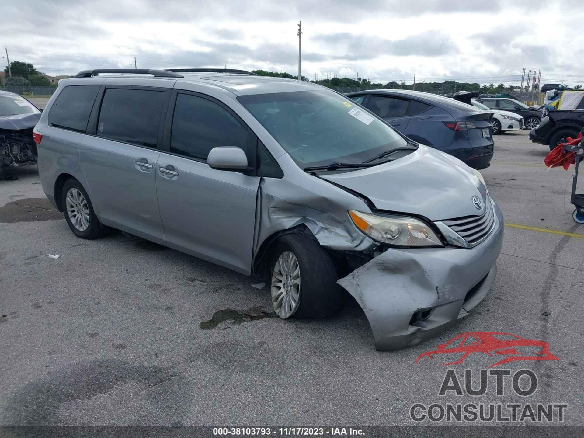 TOYOTA SIENNA 2017 - 5TDYZ3DC6HS766855