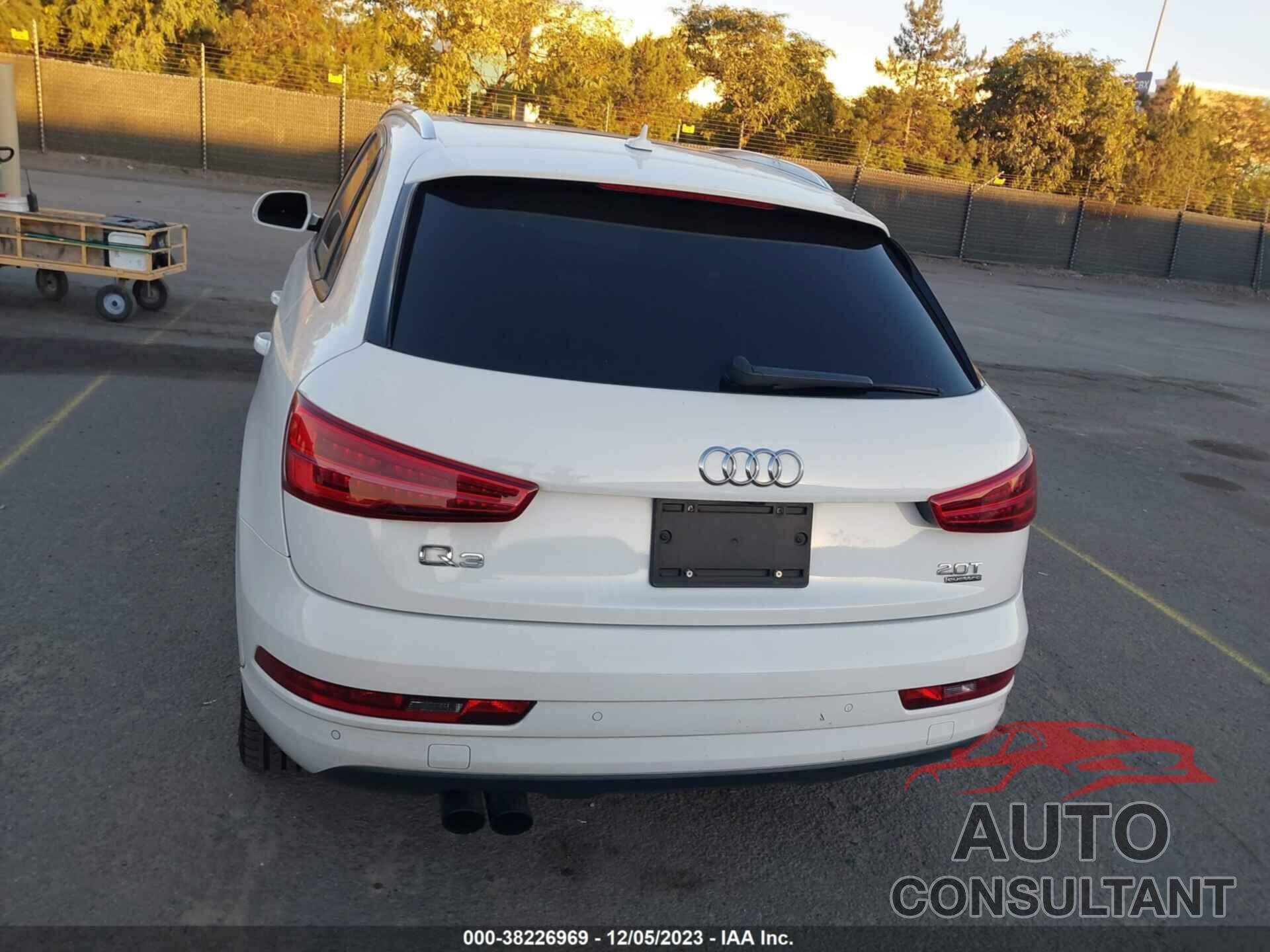 AUDI Q3 2017 - WA1ECCFS3HR002687