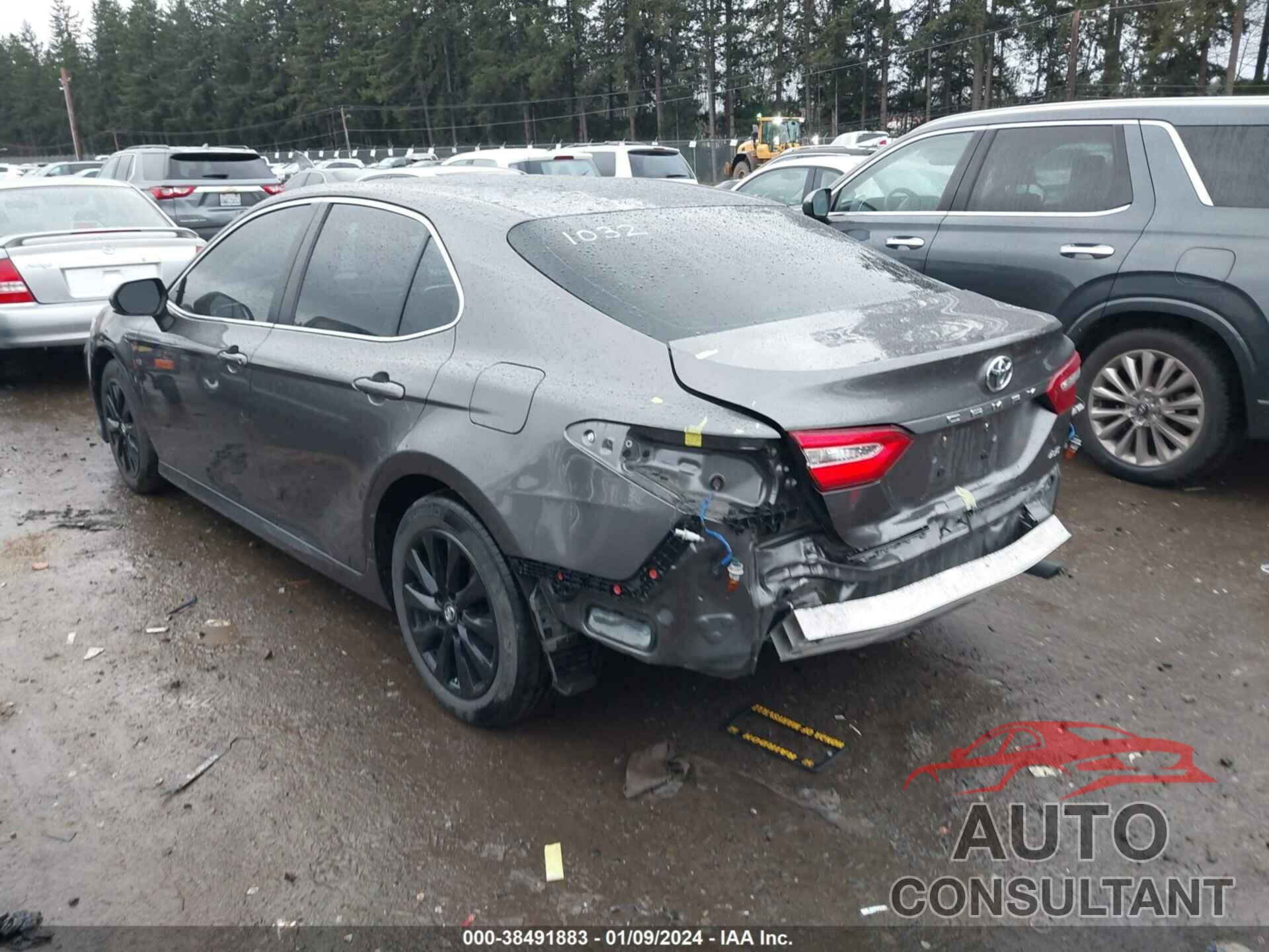 TOYOTA CAMRY 2018 - 4T1B11HKXJU117124