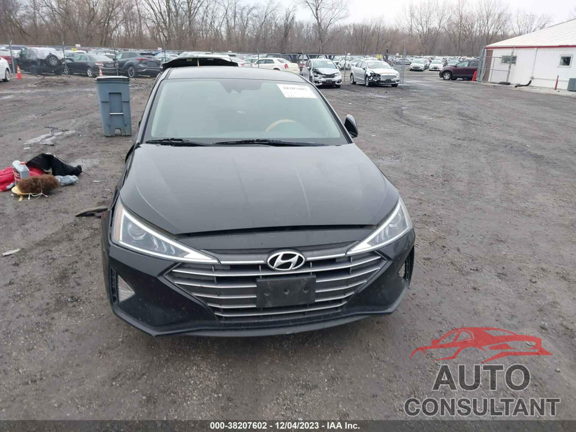 HYUNDAI ELANTRA 2020 - 5NPD84LF5LH511020