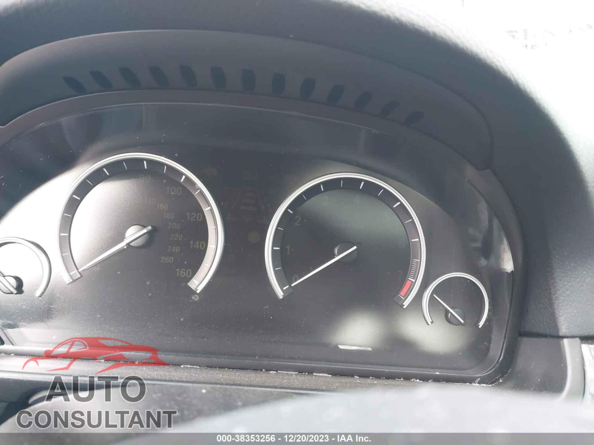 BMW 528I 2015 - WBA5A7C54FD620917