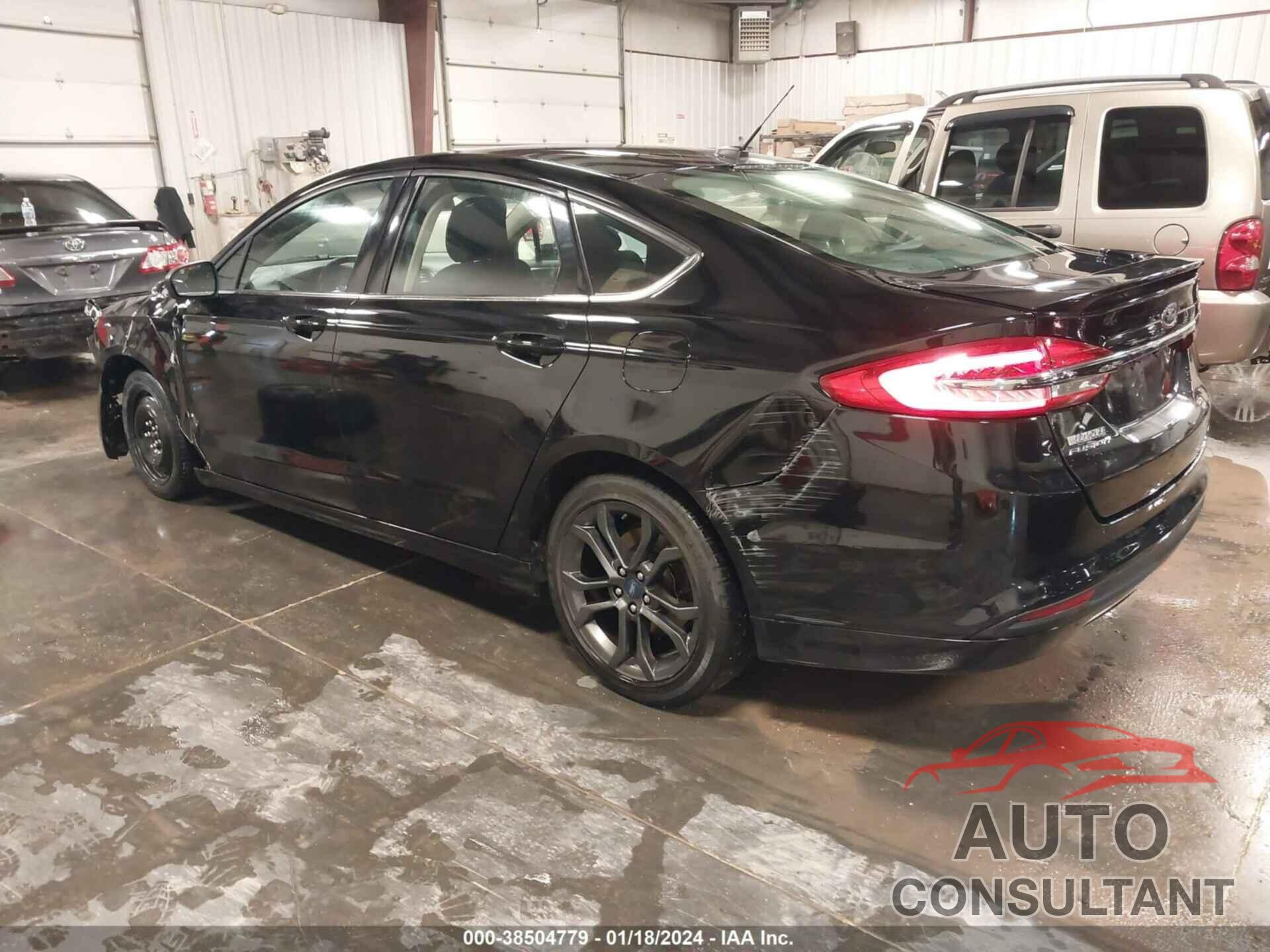 FORD FUSION 2018 - 3FA6P0G73JR218143