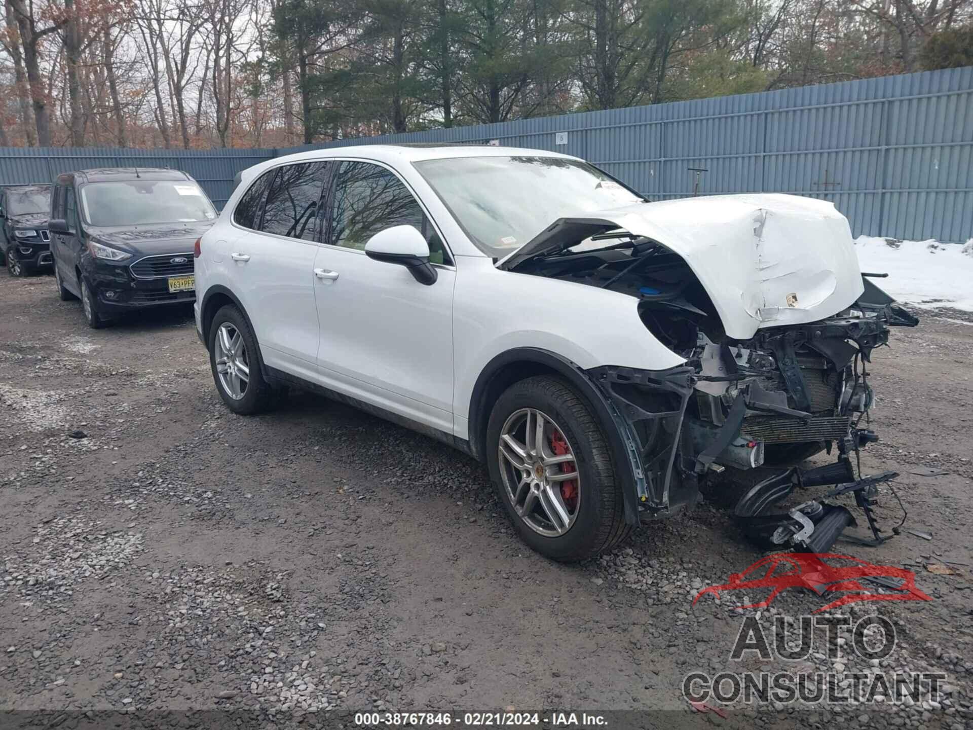 PORSCHE CAYENNE 2016 - WP1AA2A28GLA08819