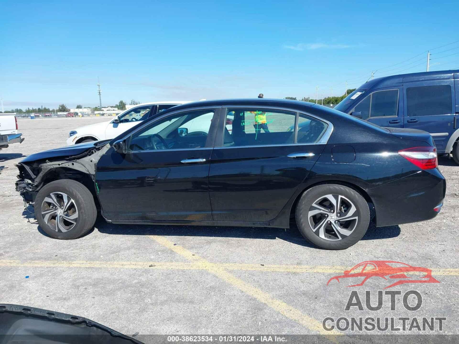 HONDA ACCORD 2017 - 1HGCR2F38HA255597