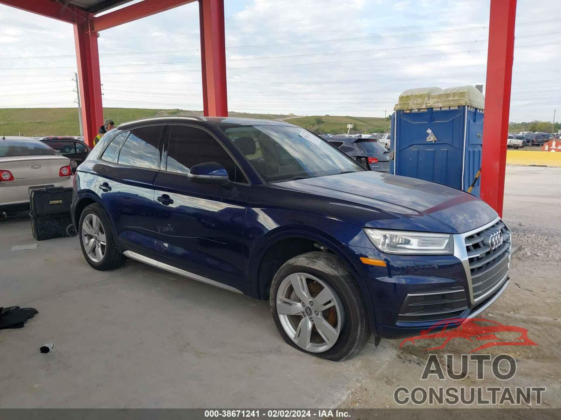 AUDI Q5 2018 - WA1ANAFY1J2001487