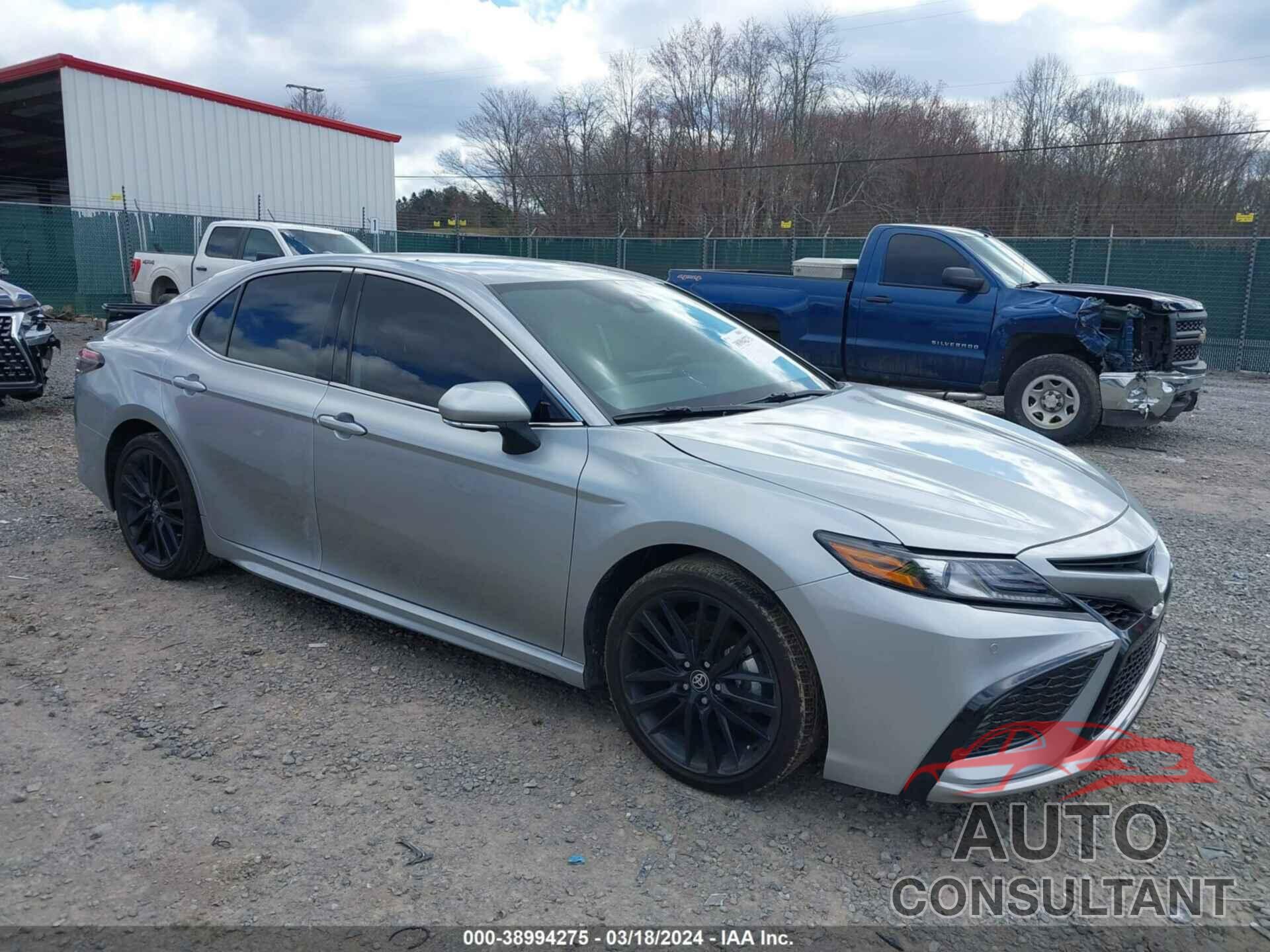 TOYOTA CAMRY 2022 - 4T1K31AK8NU576291