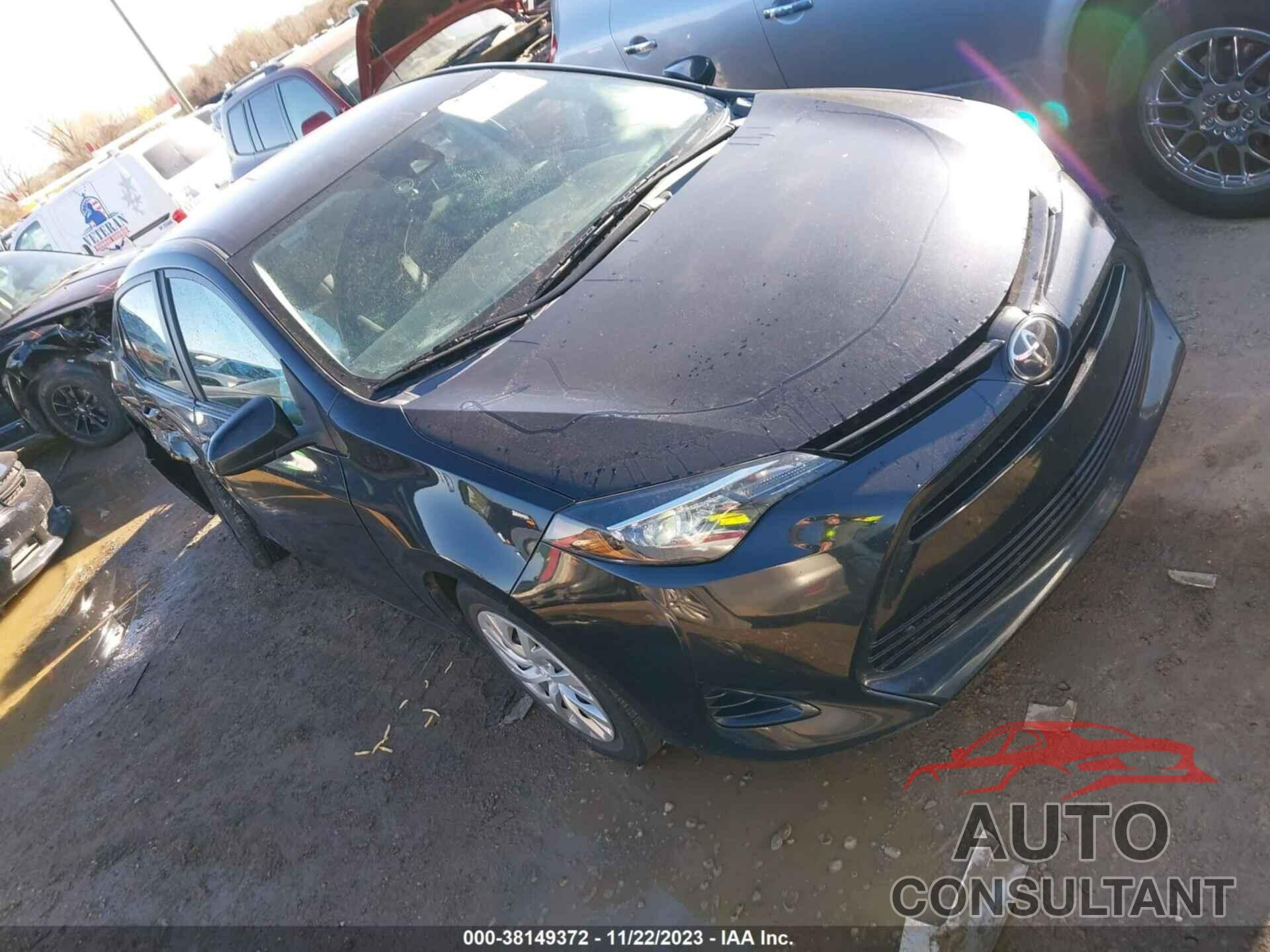 TOYOTA COROLLA 2018 - 5YFBURHE7JP841435