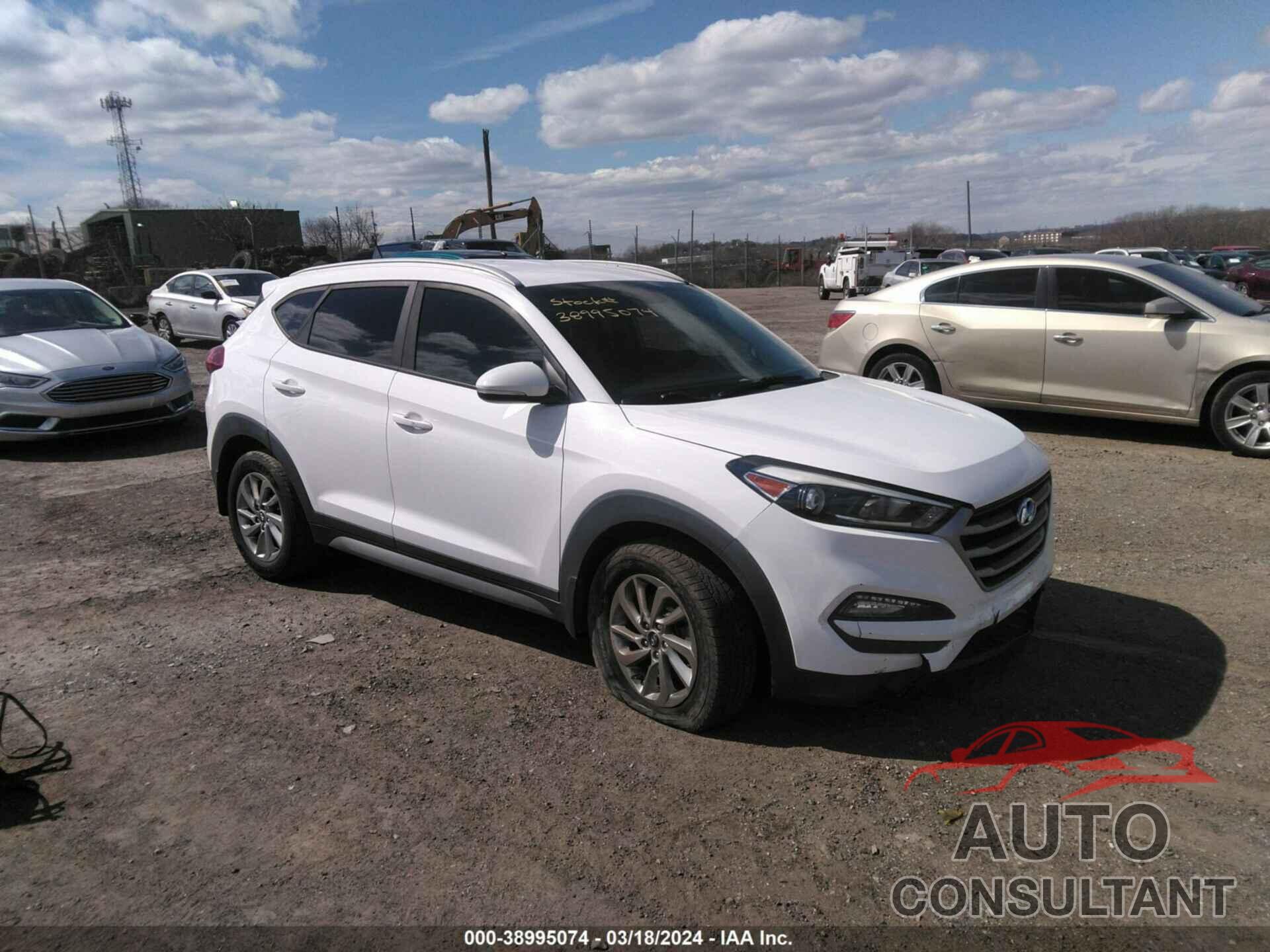 HYUNDAI TUCSON 2017 - KM8J3CA20HU285554